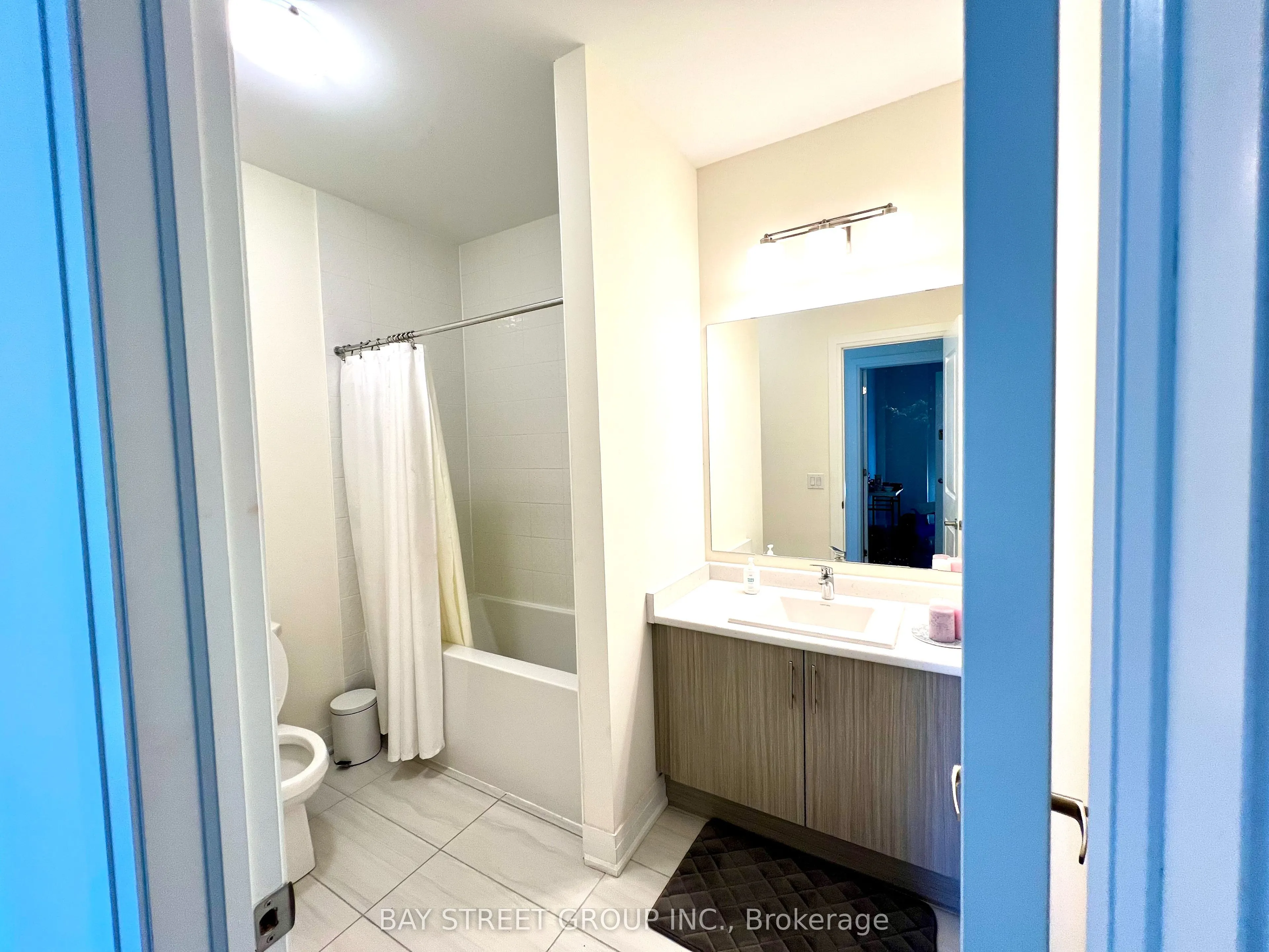115B Bond Crescent