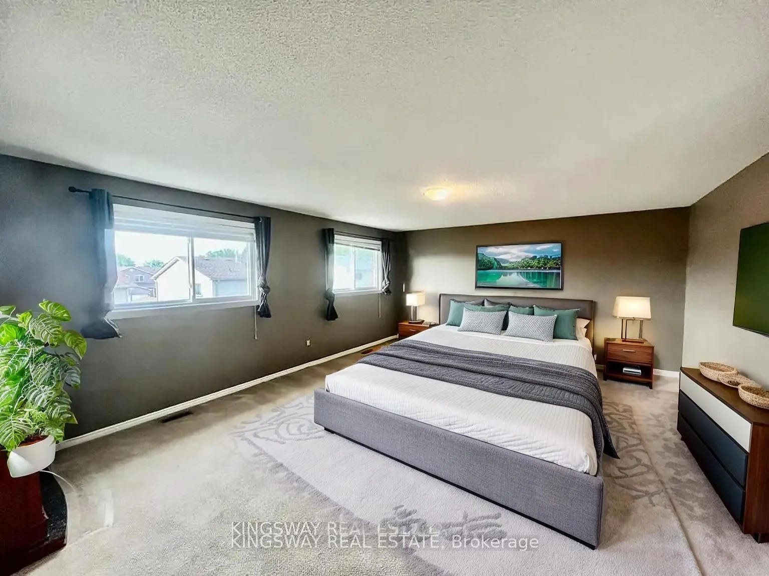 325 Salisbury Lane
