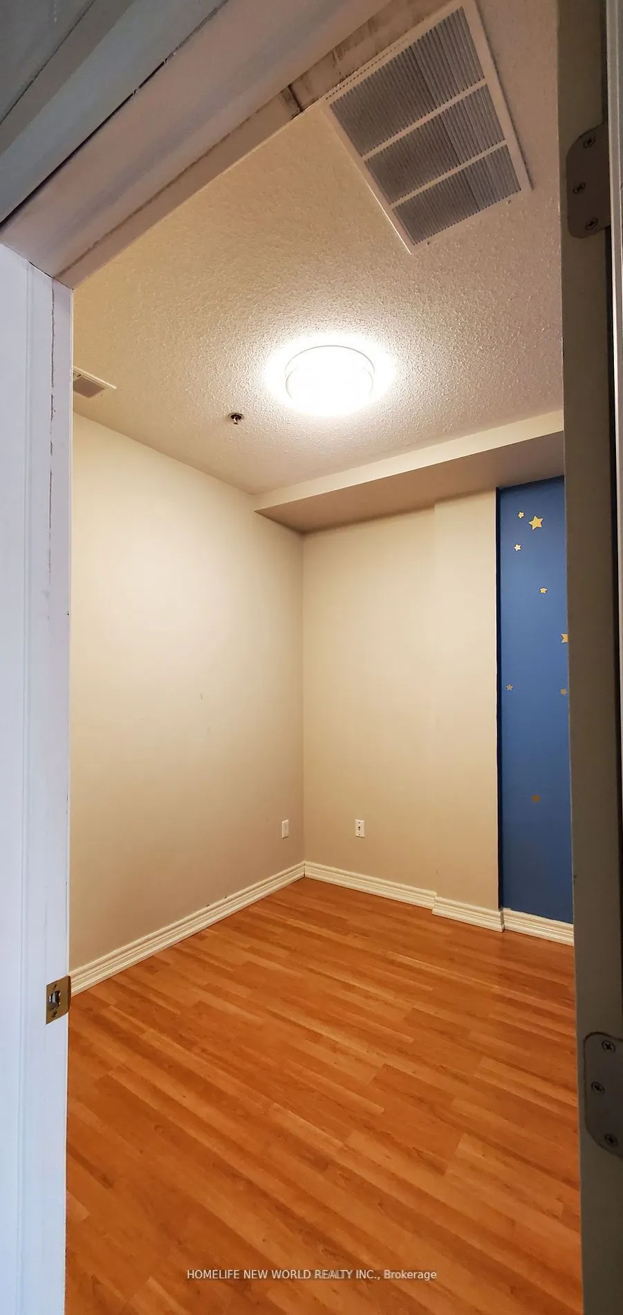 9441 Jane Street, #213
