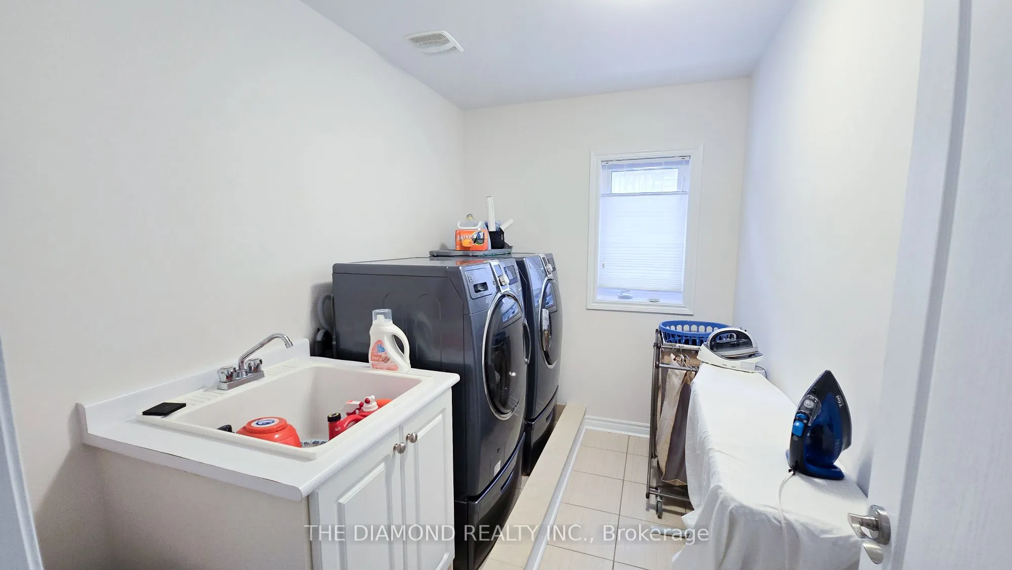 114 Chatfield Drive