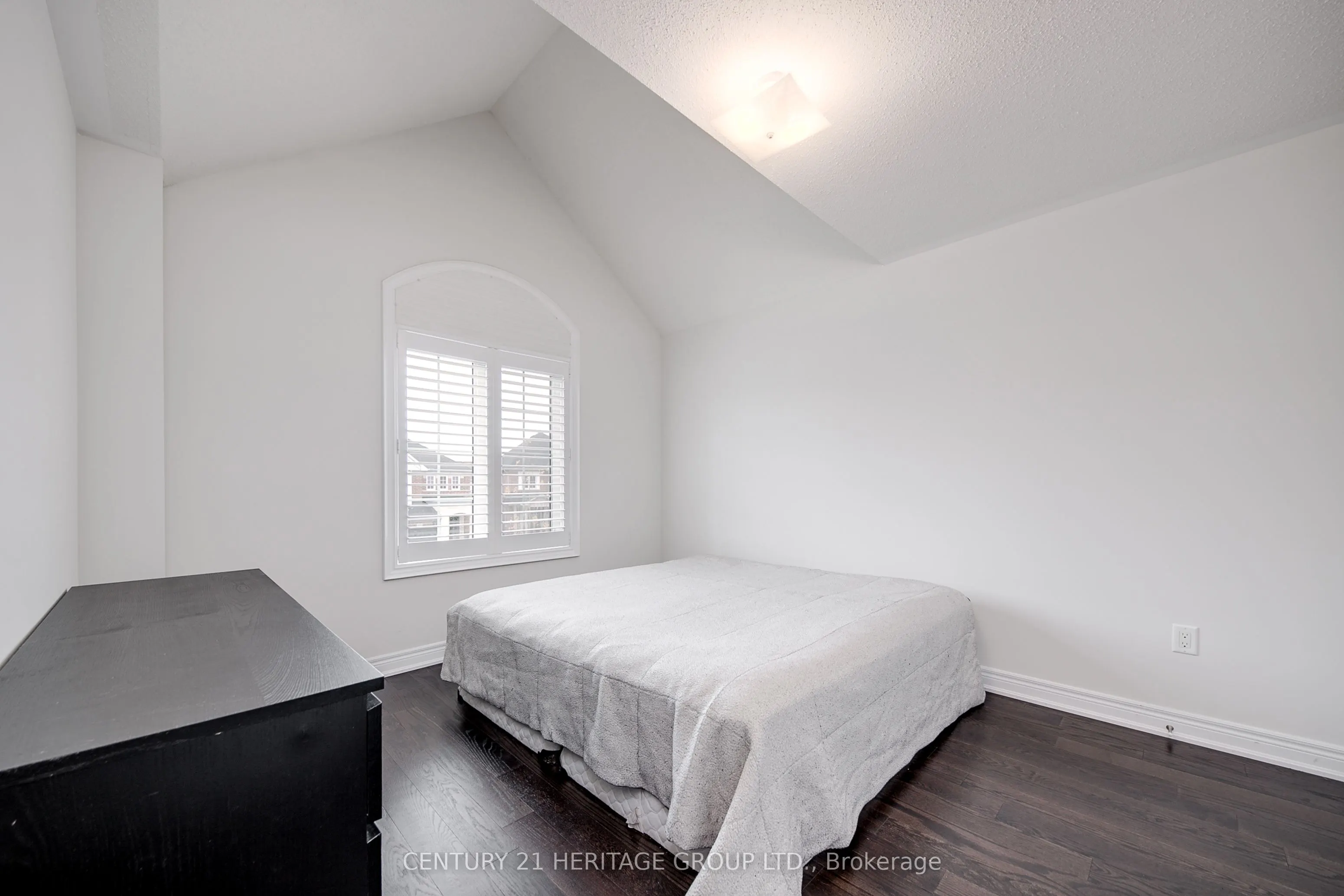 126 Mcdonnell Crescent