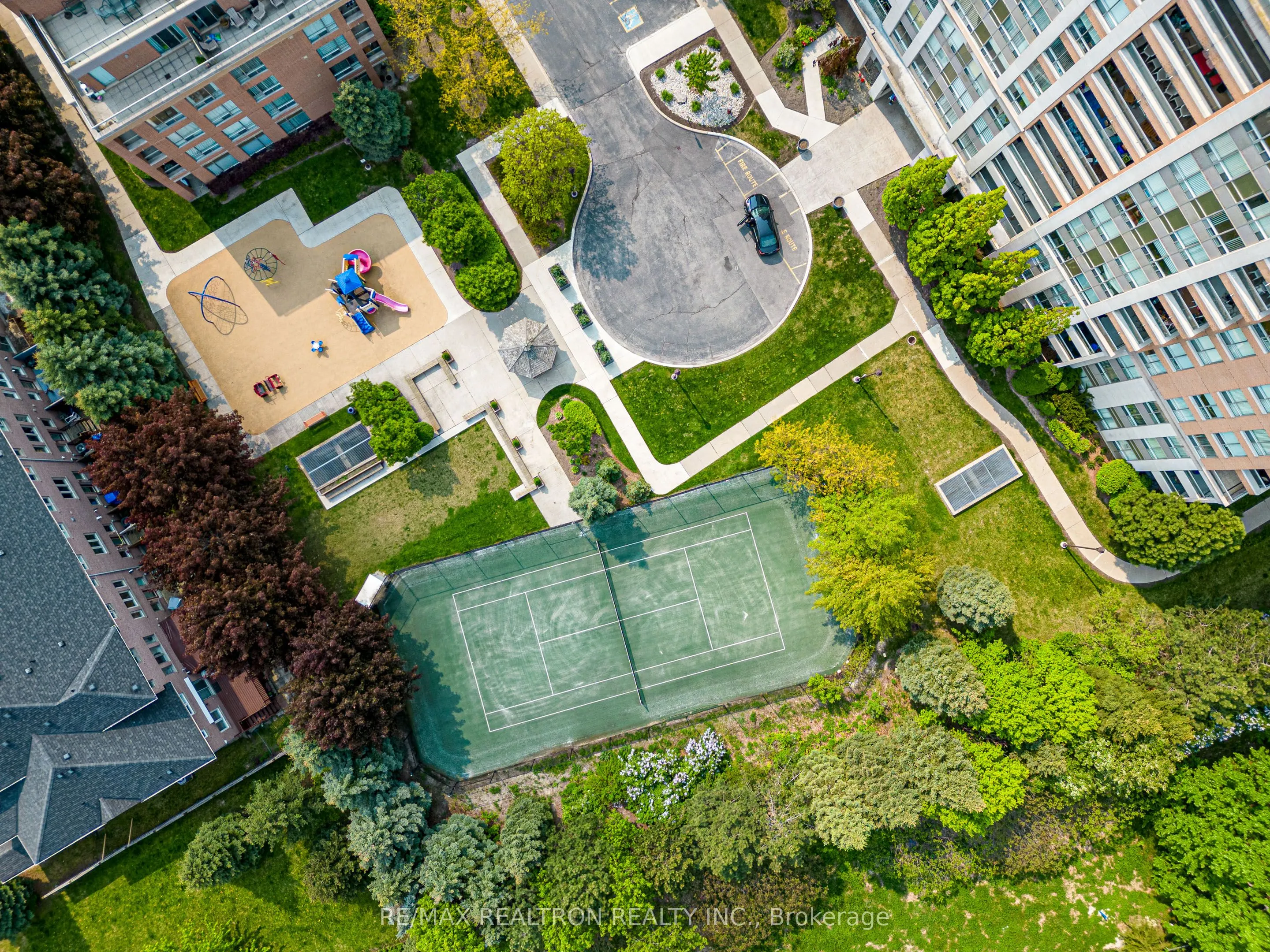 19 Northern Heights Drive, #413