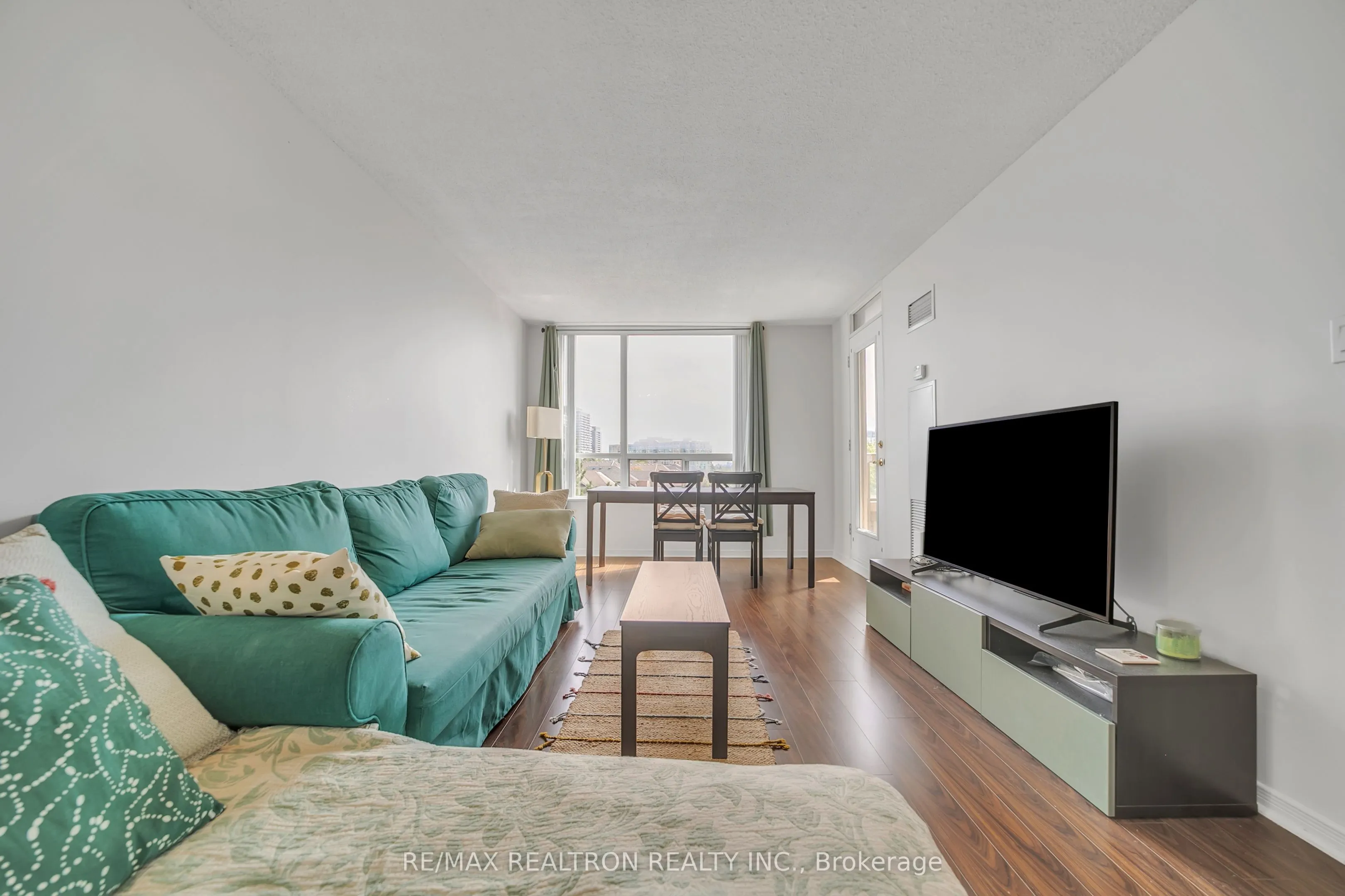 19 Northern Heights Drive, #413