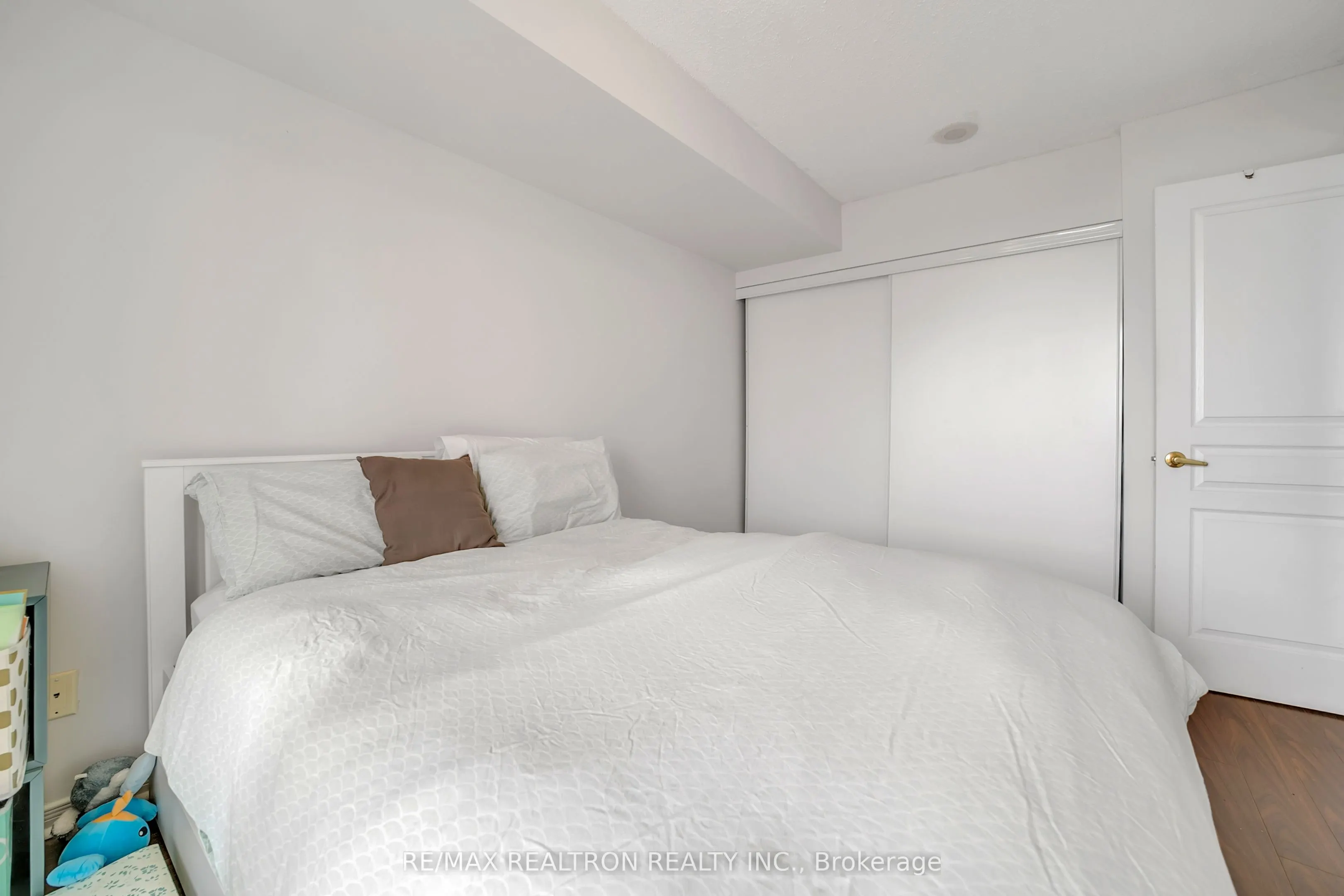 19 Northern Heights Drive, #413