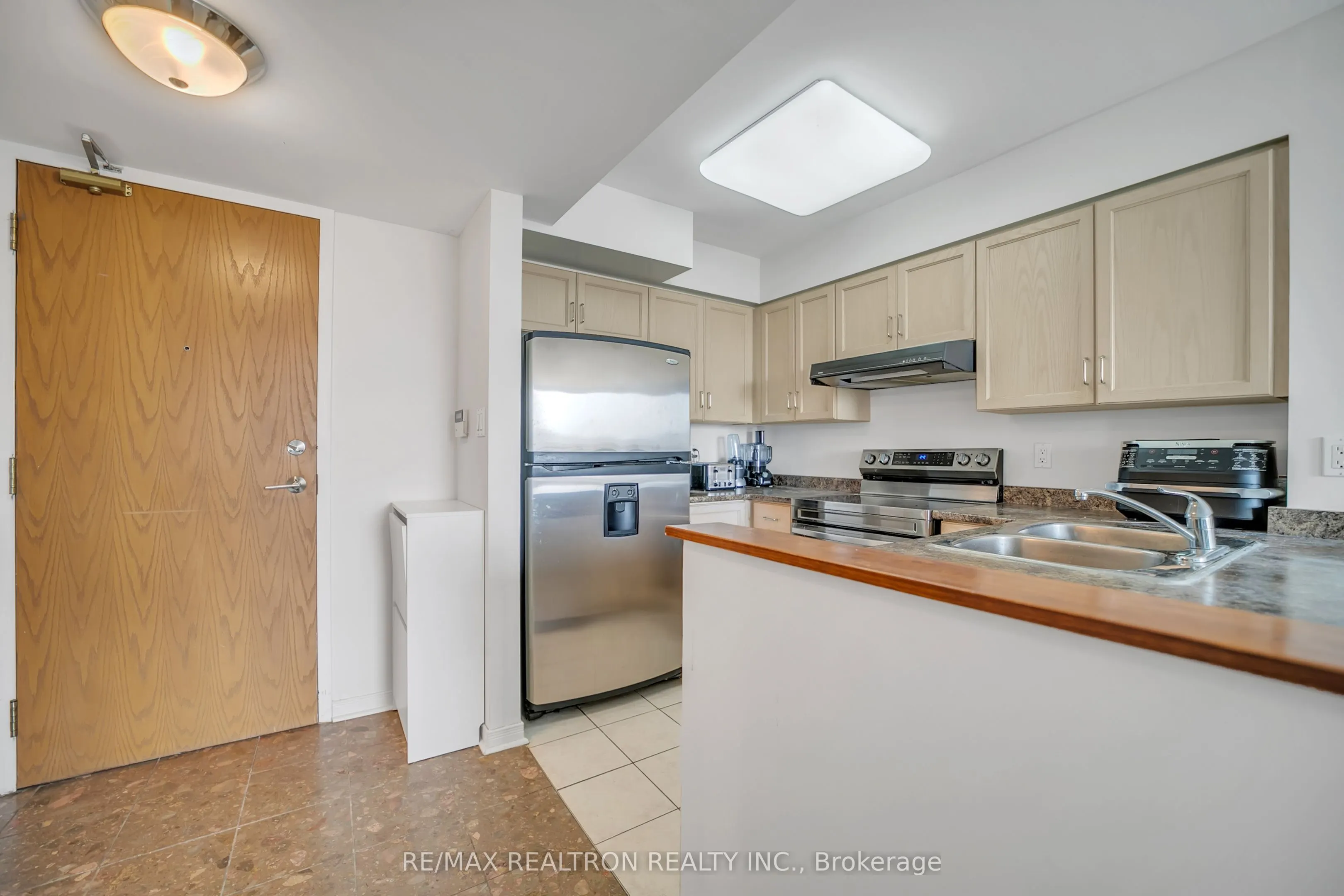 19 Northern Heights Drive, #413