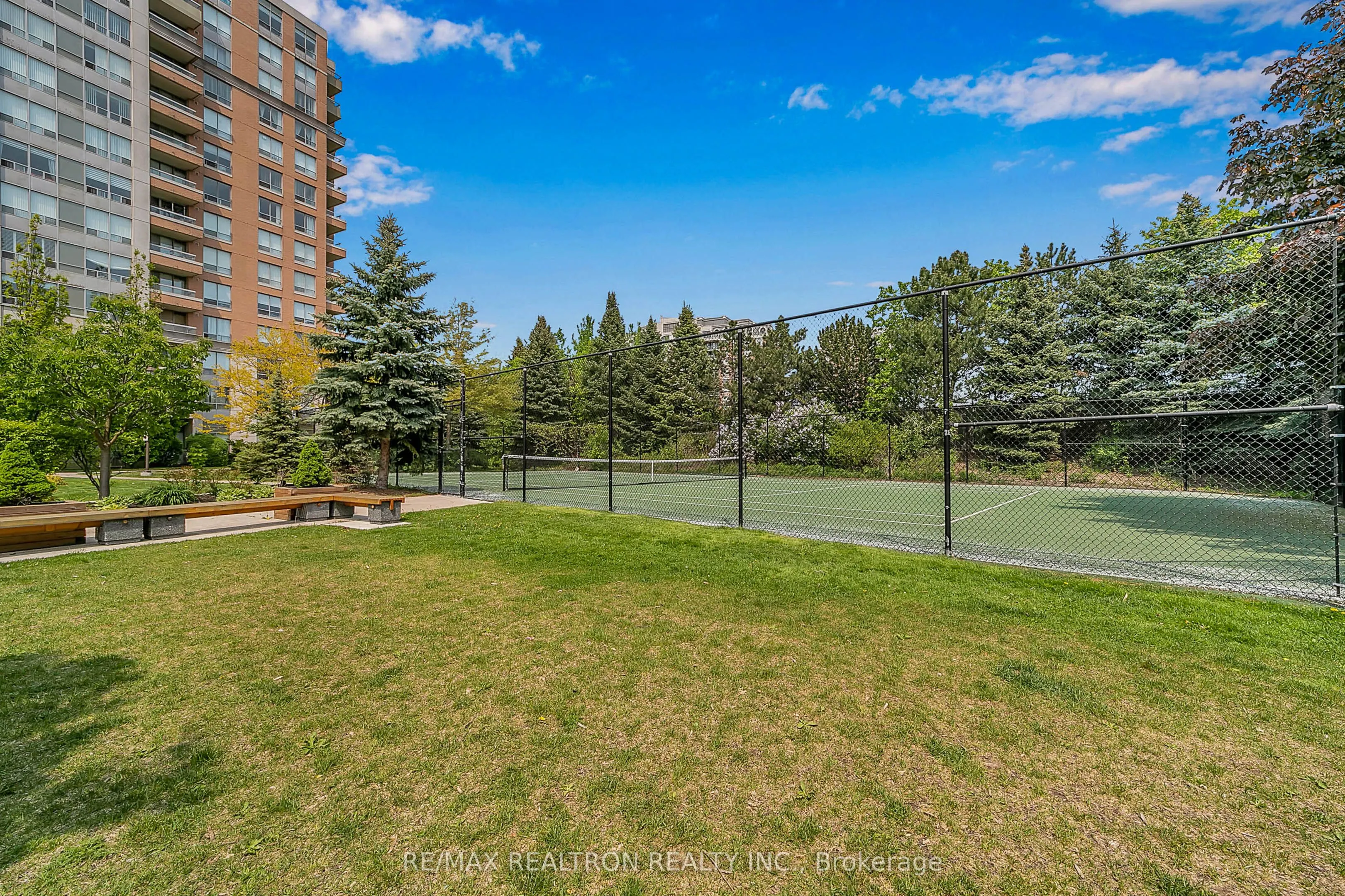 19 Northern Heights Drive, #413