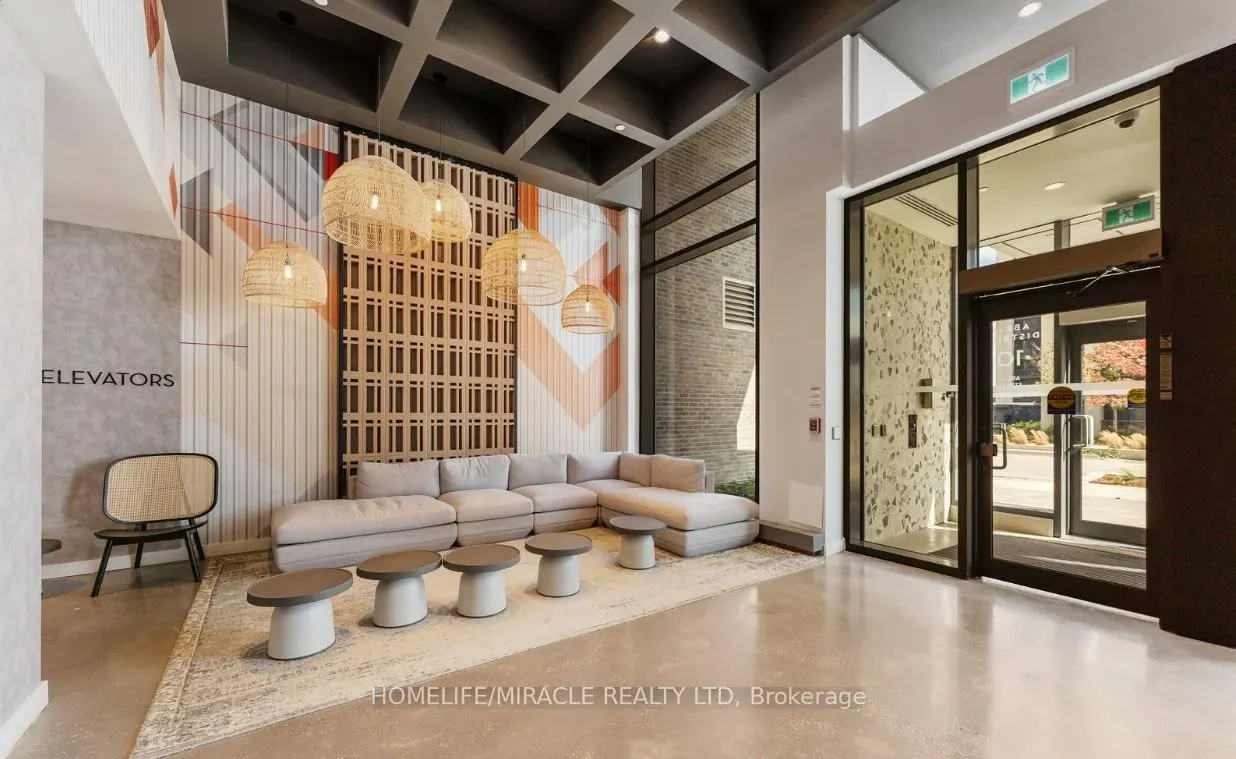 10 Abeja Street, #1419