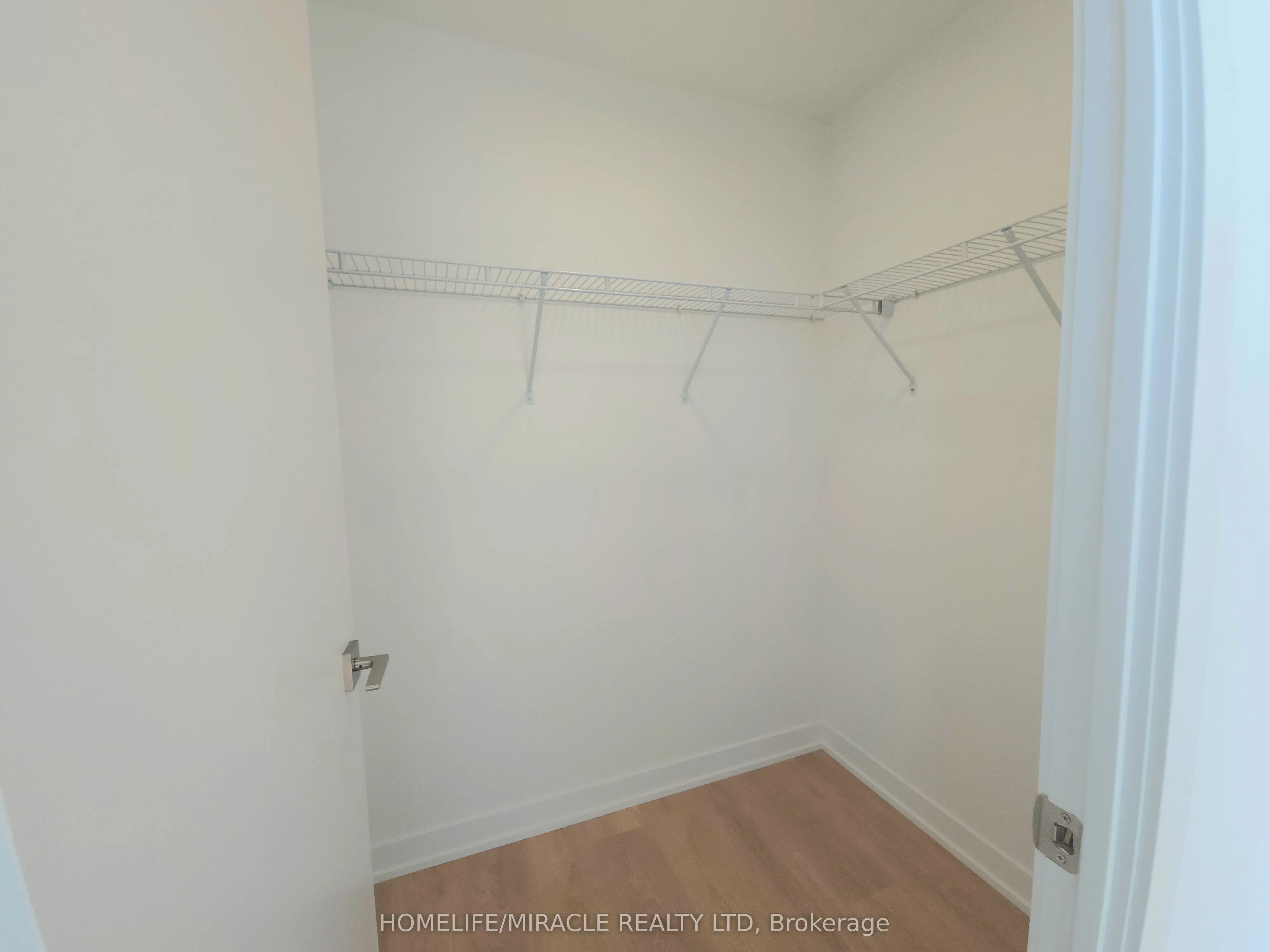 10 Abeja Street, #1419