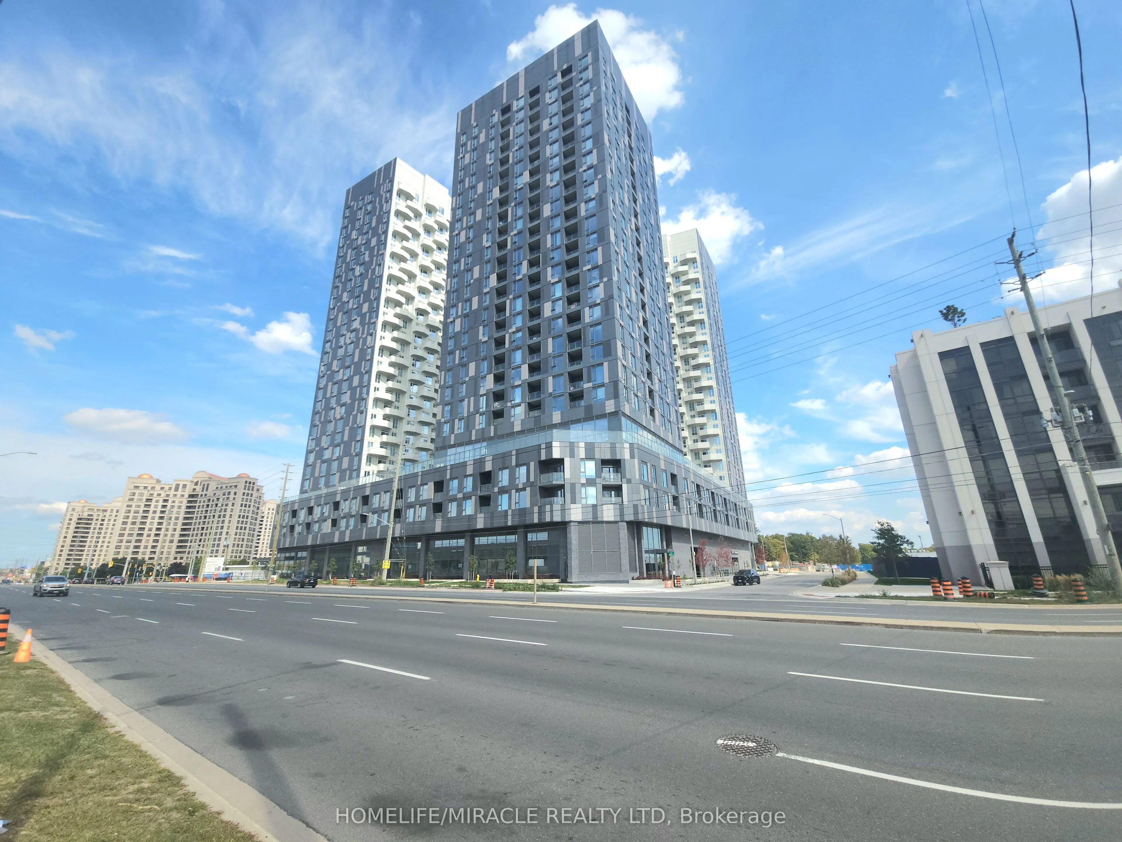 10 Abeja Street, #1419
