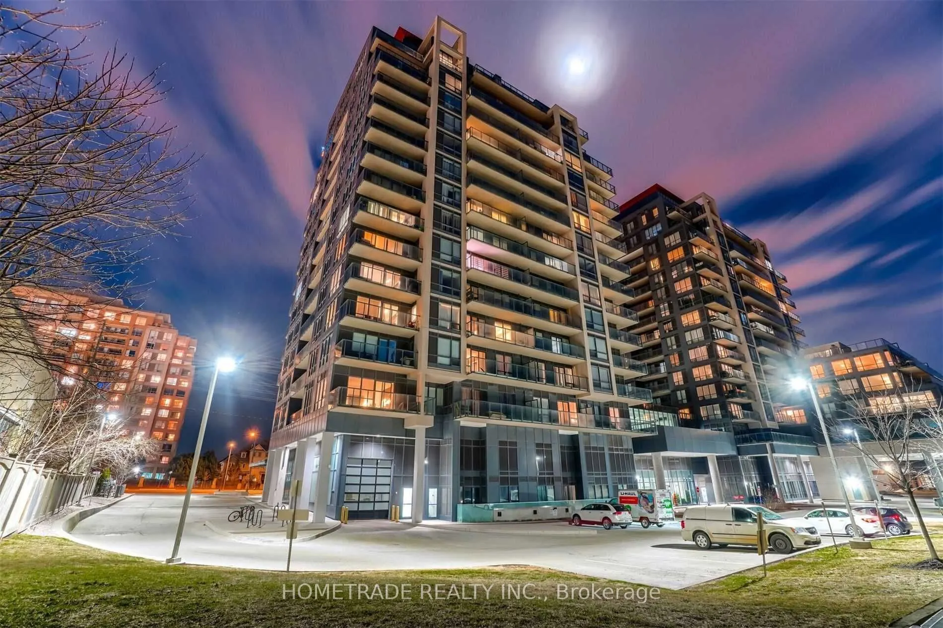9090 Yonge Street, #201B