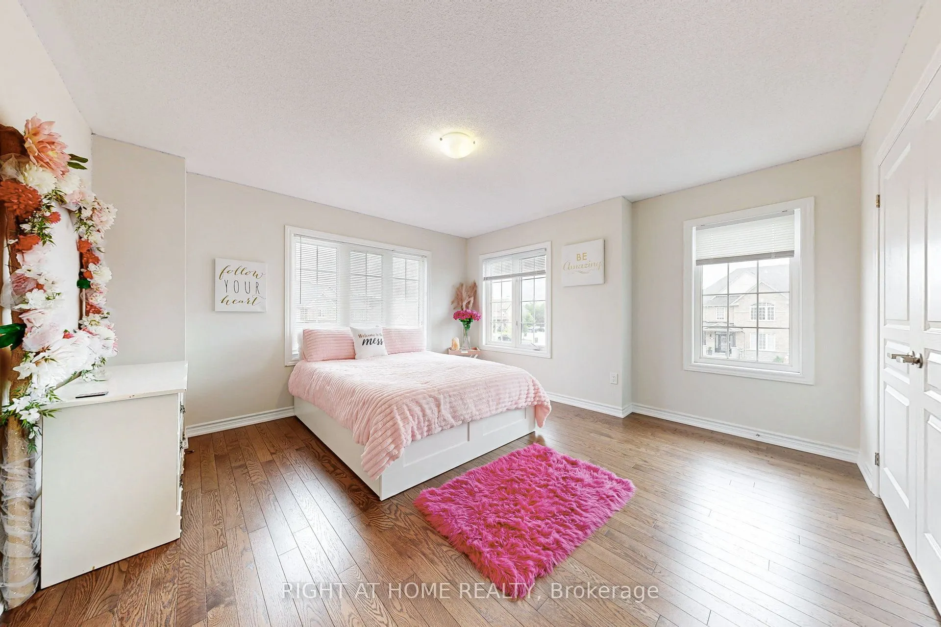 27 Roy Road