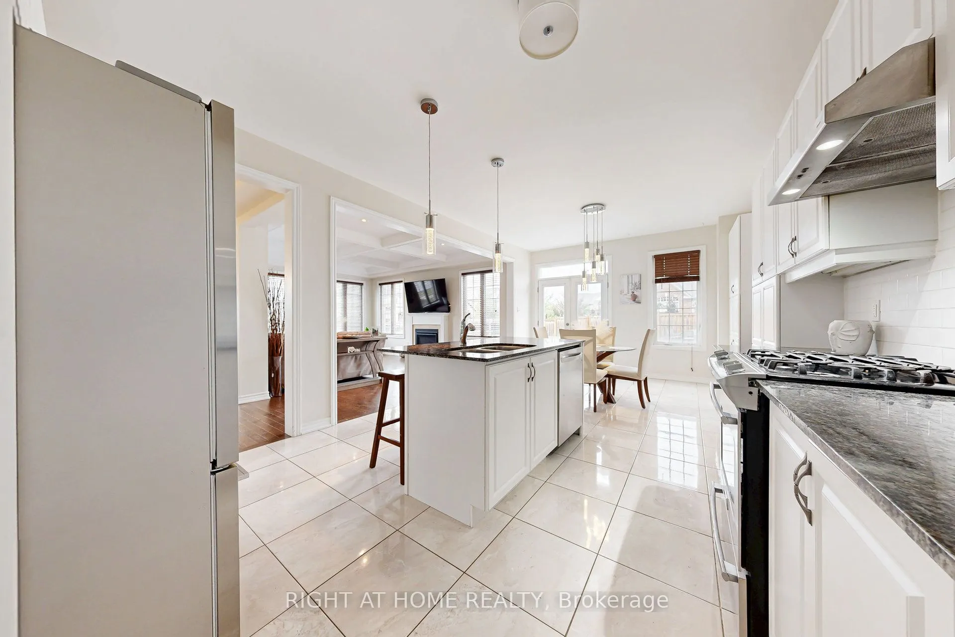 27 Roy Road