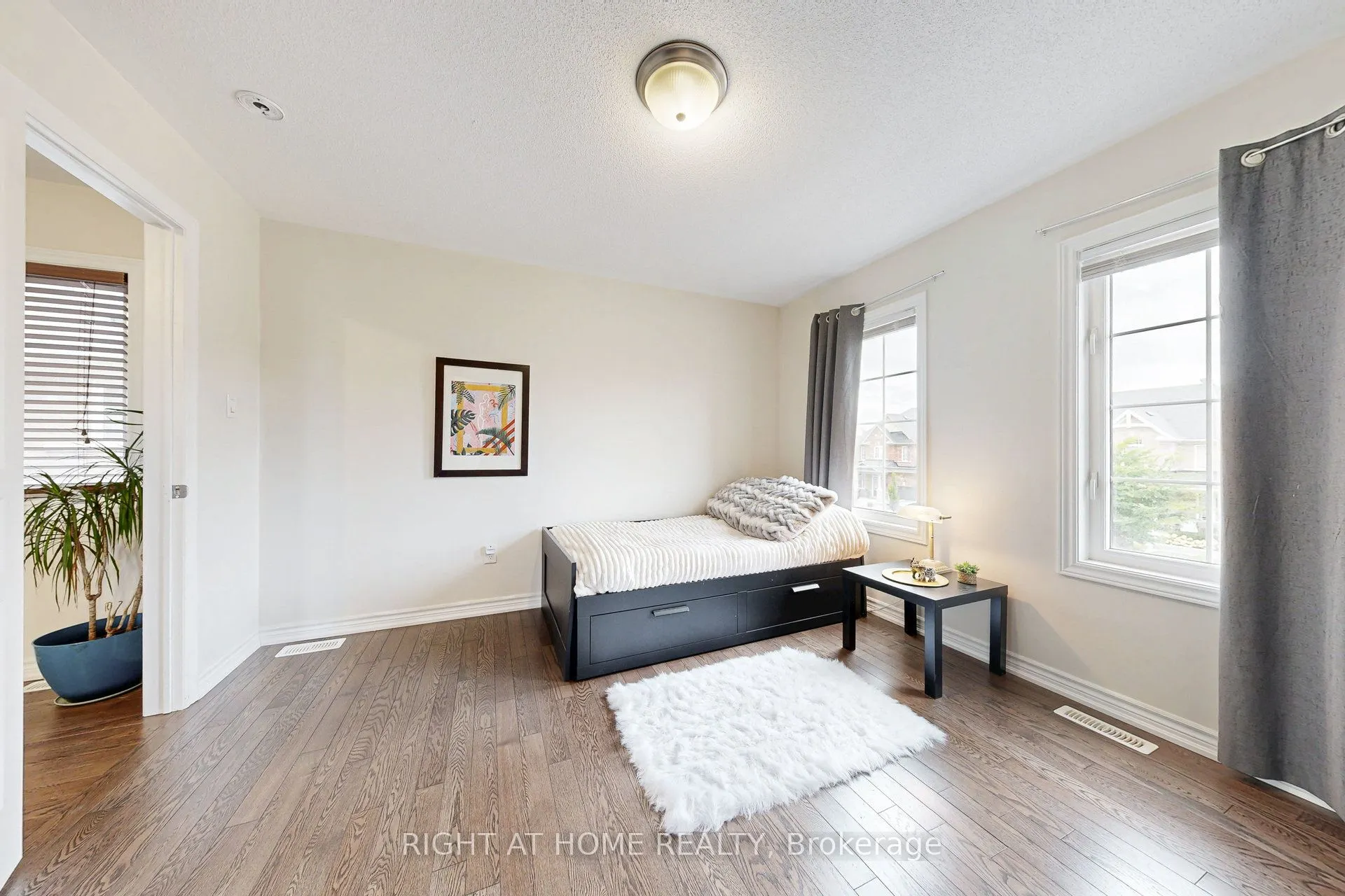 27 Roy Road