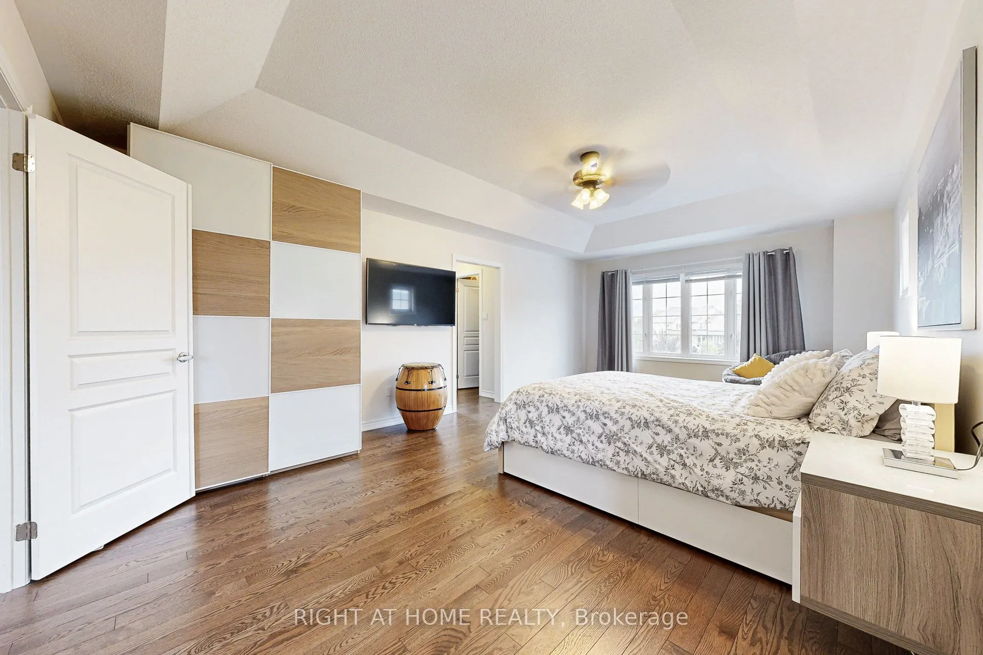27 Roy Road