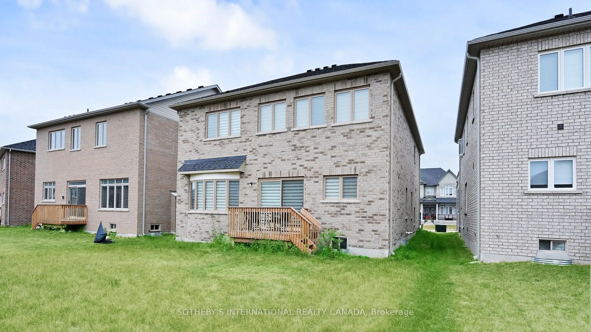 1633 Corsal Court