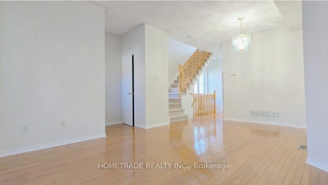 23 Observatory Lane, #72