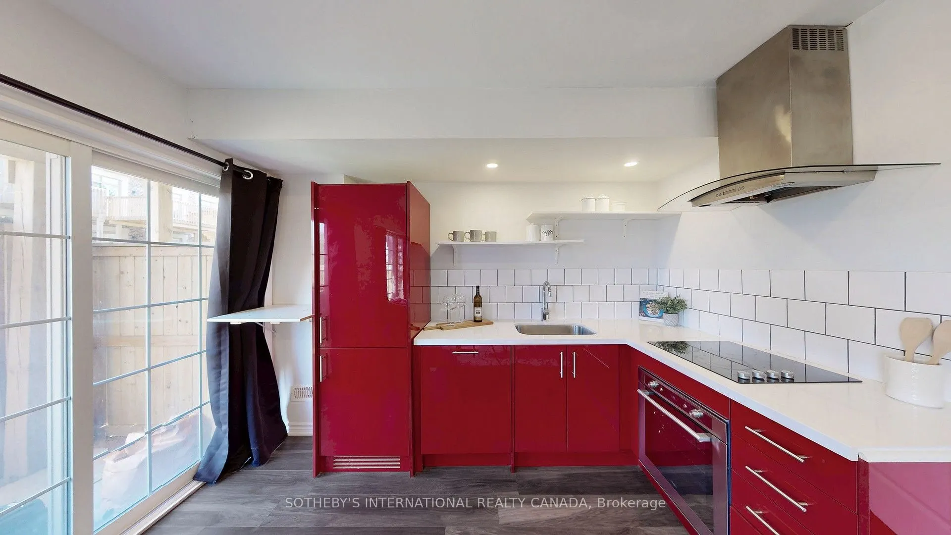 160 Sunset Terrace