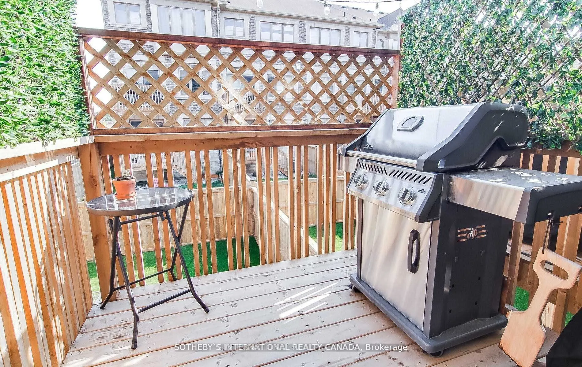 160 Sunset Terrace