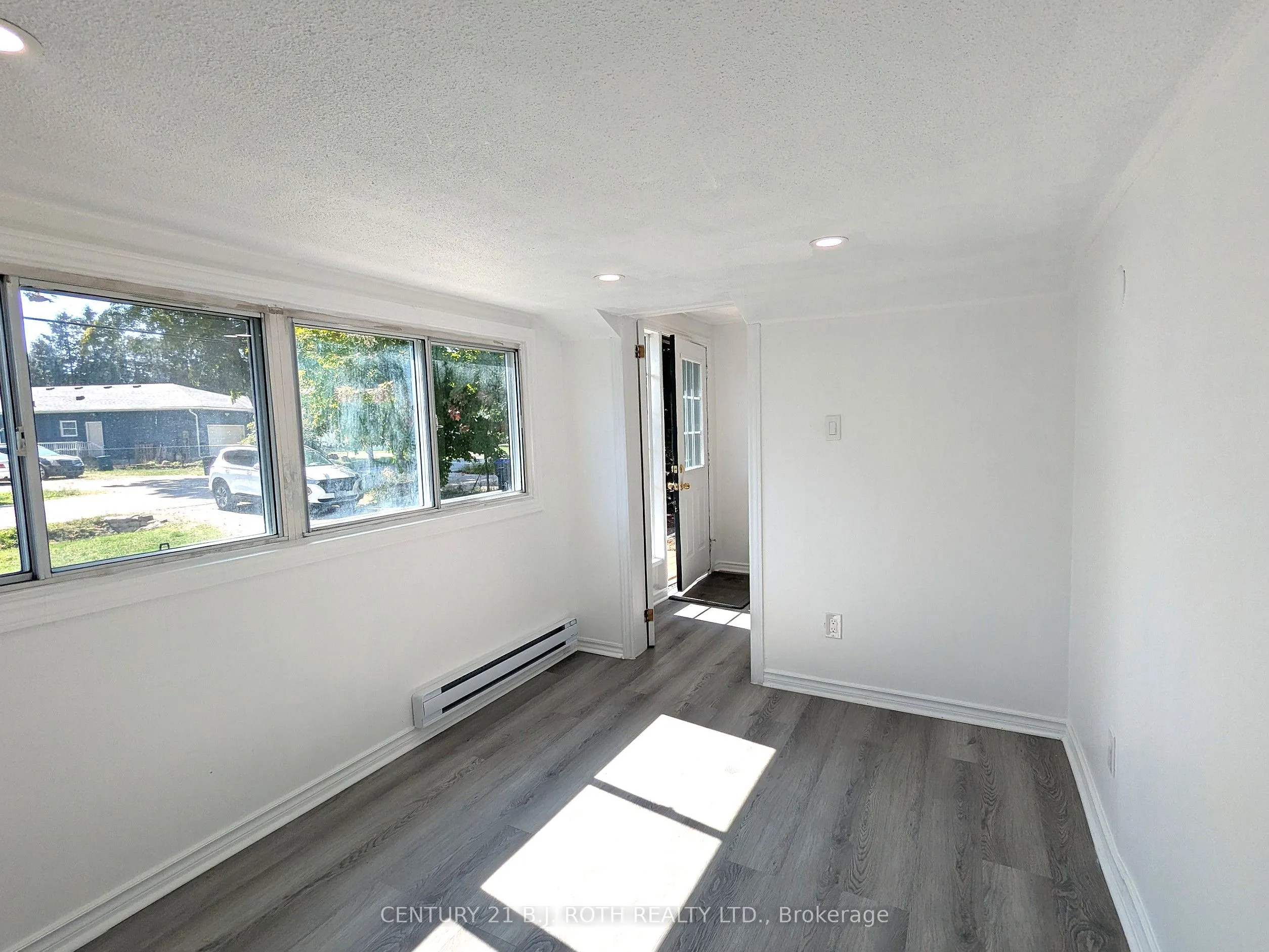 696 Hastings Avenue