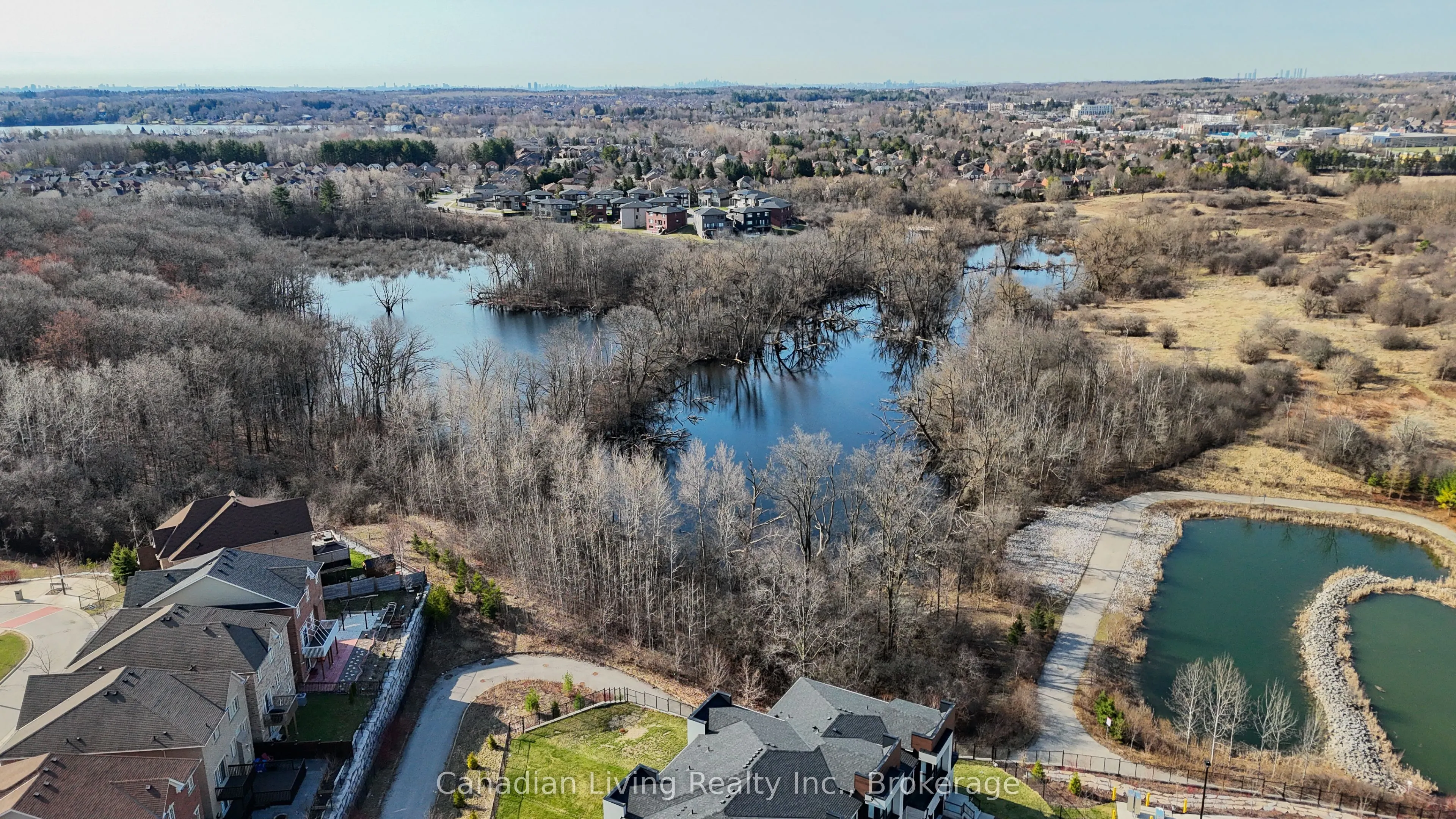 198 Paradelle Drive