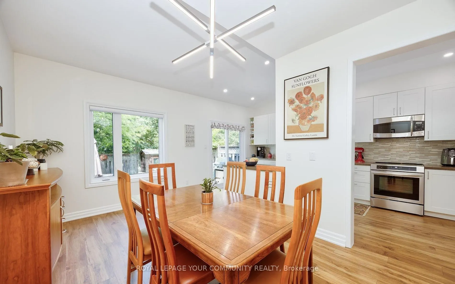 36 Colonial Crescent