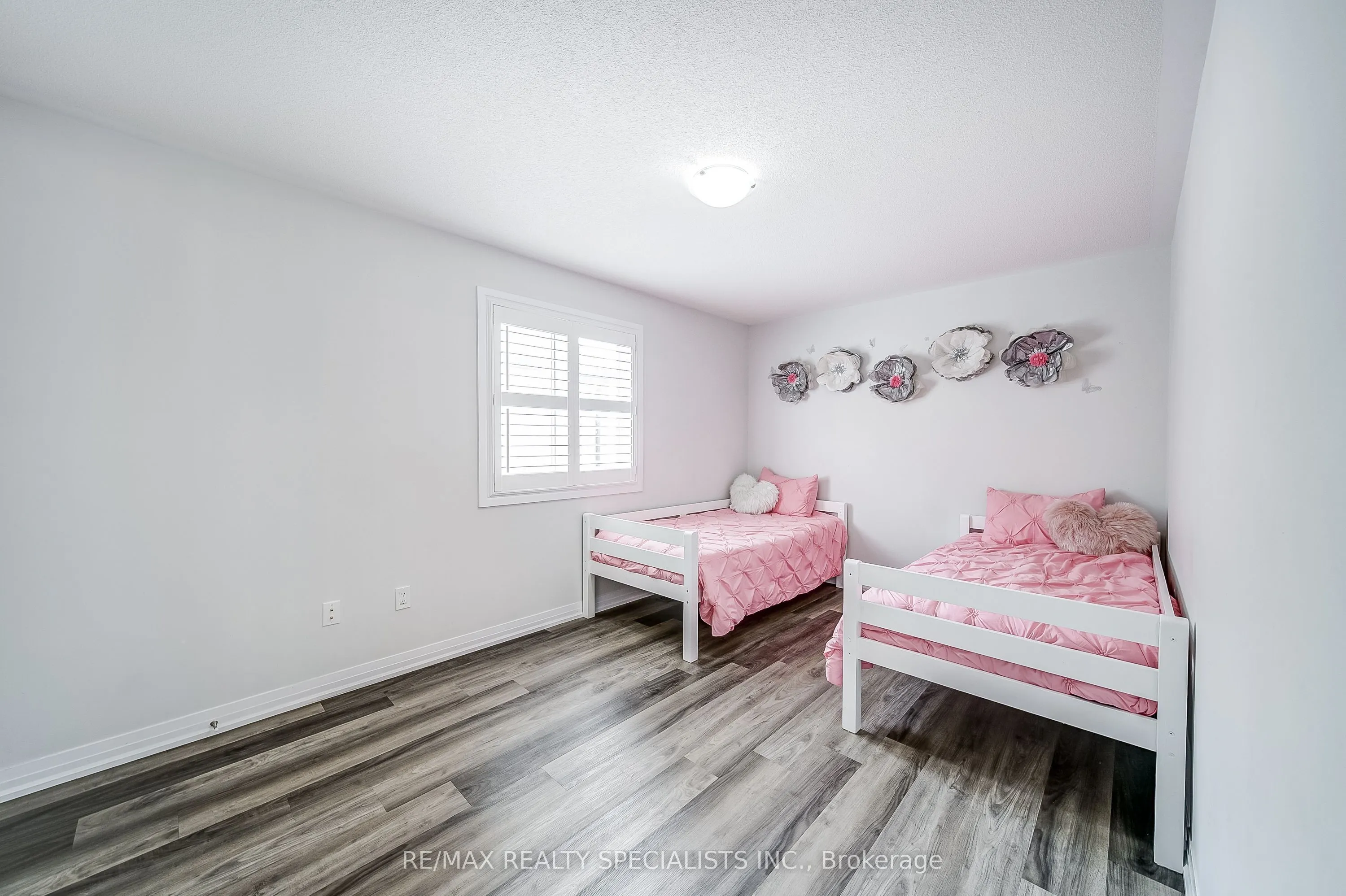 259 Chelsea Crescent