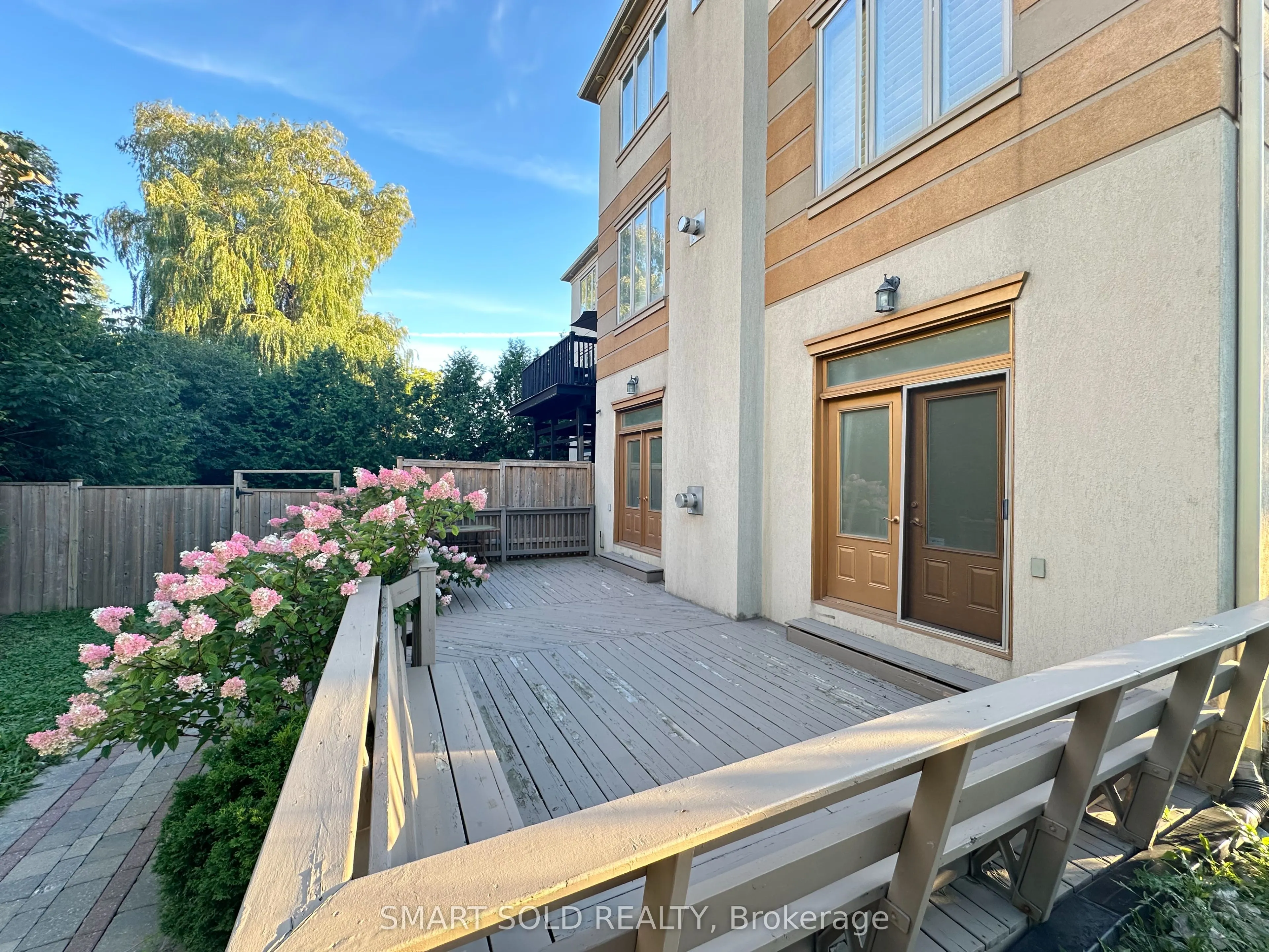 83 Elm Avenue