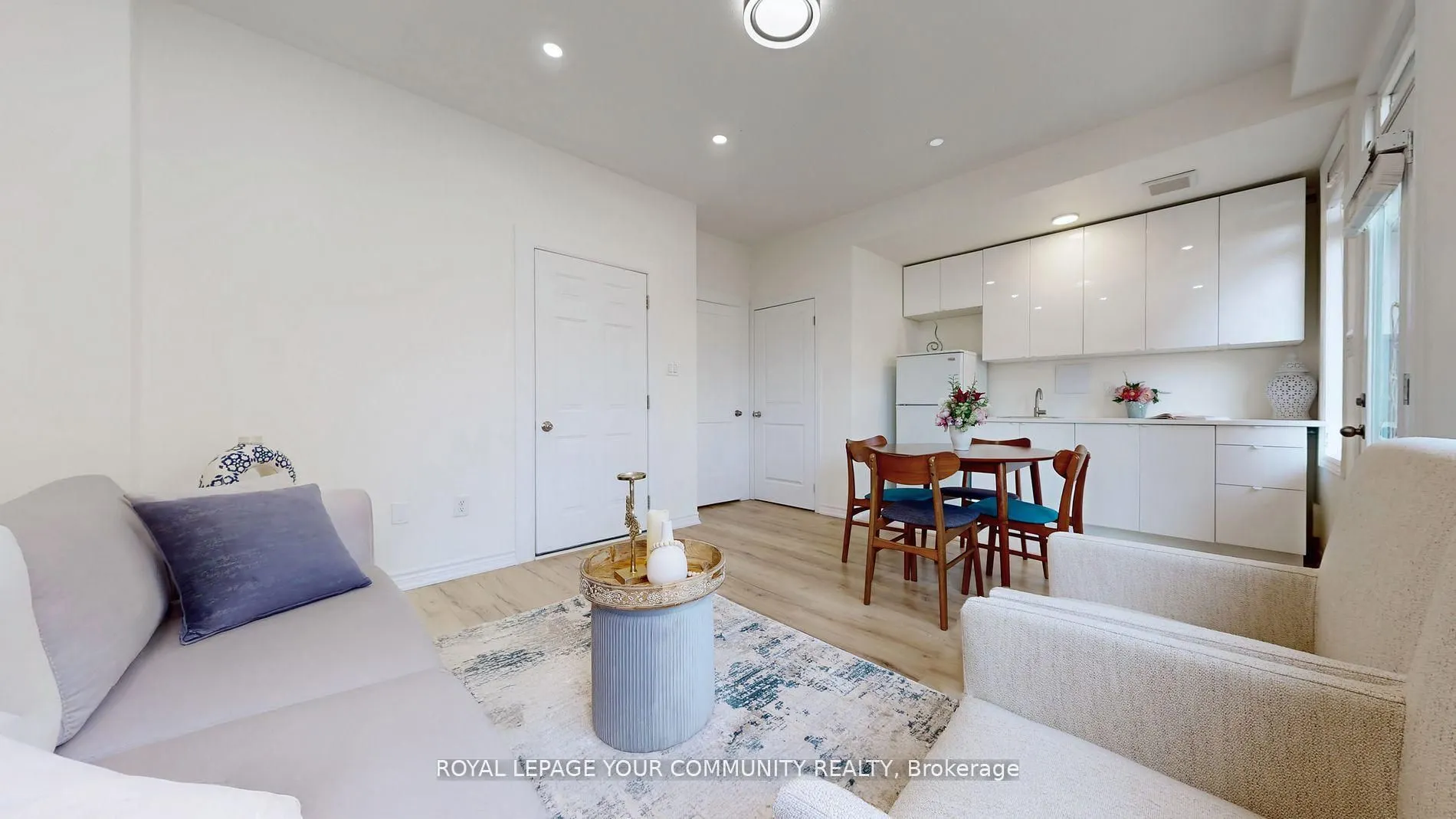 10 William Adams Lane