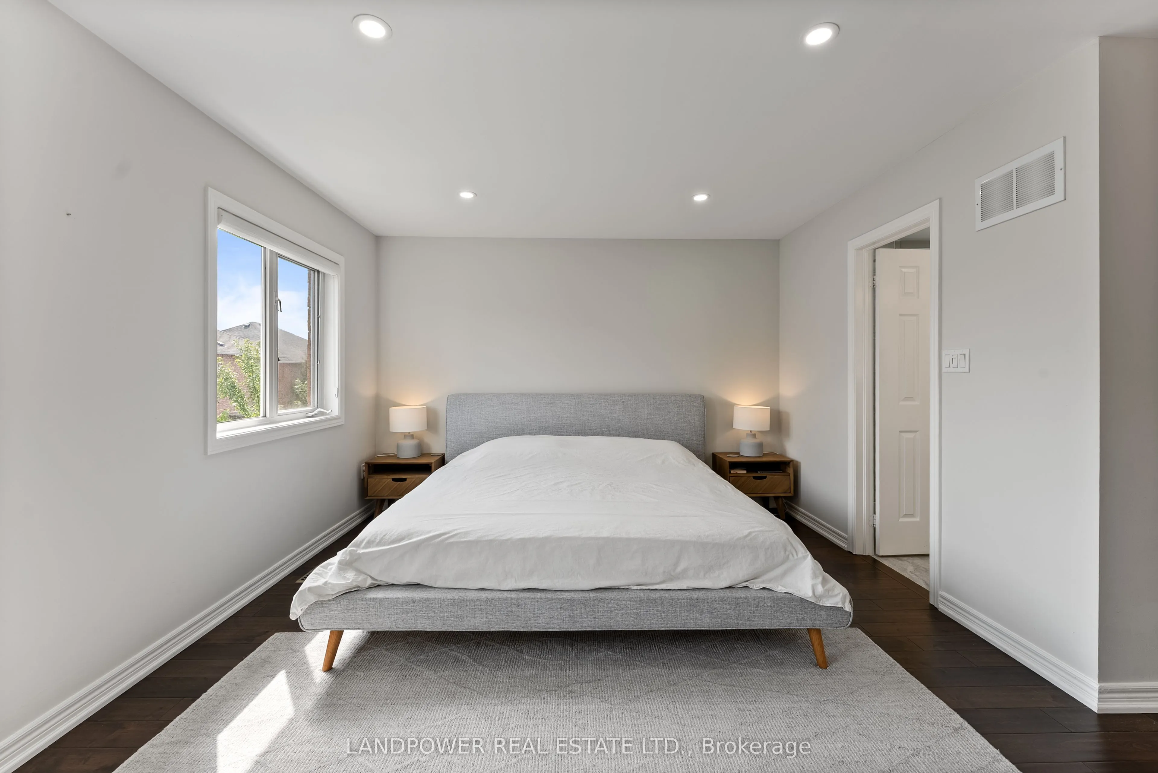 57 Royal Appian Crescent