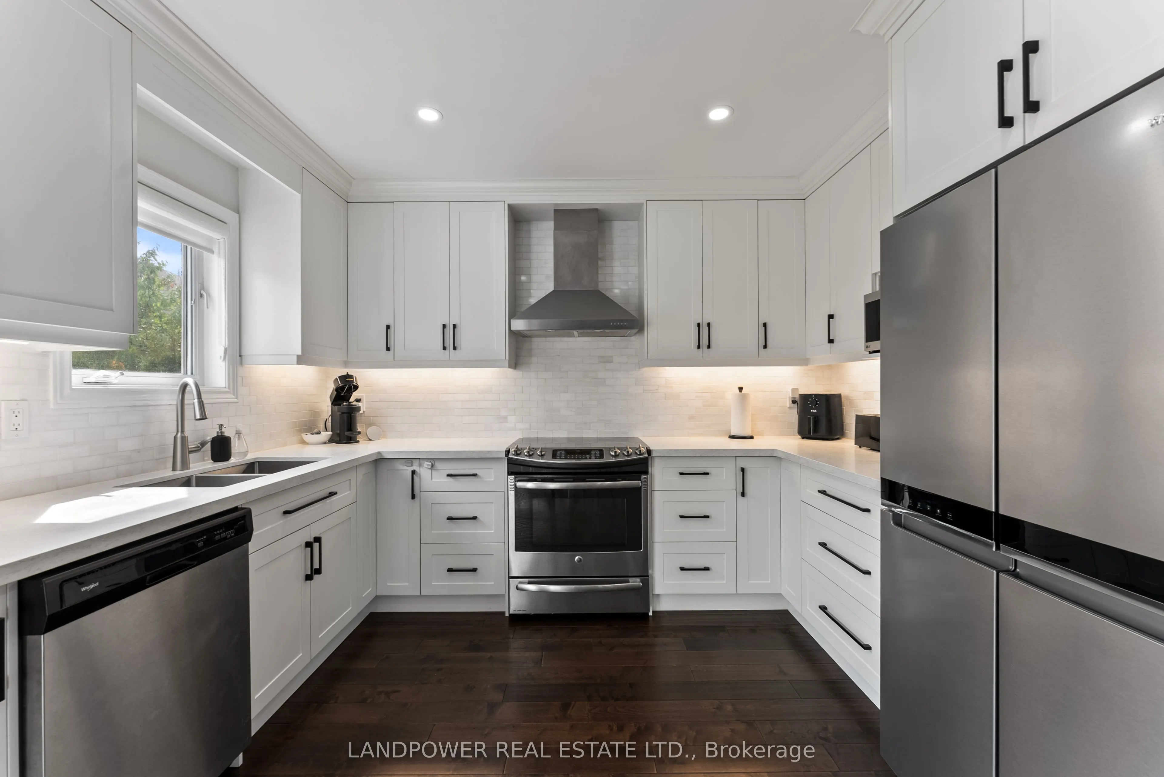 57 Royal Appian Crescent