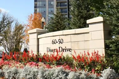 50 Disera Drive, #907