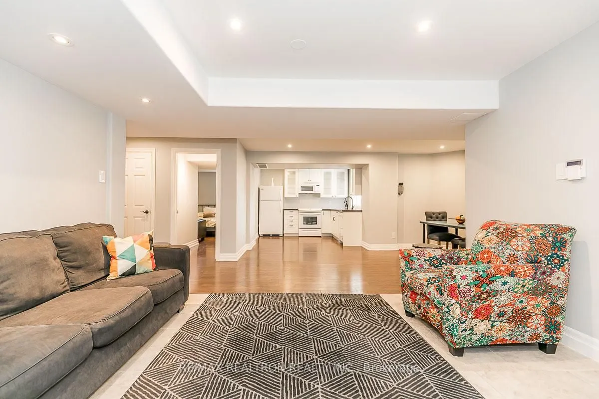 67 Gardiner Drive