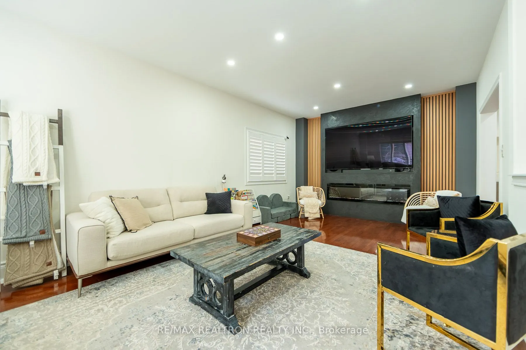 67 Gardiner Drive