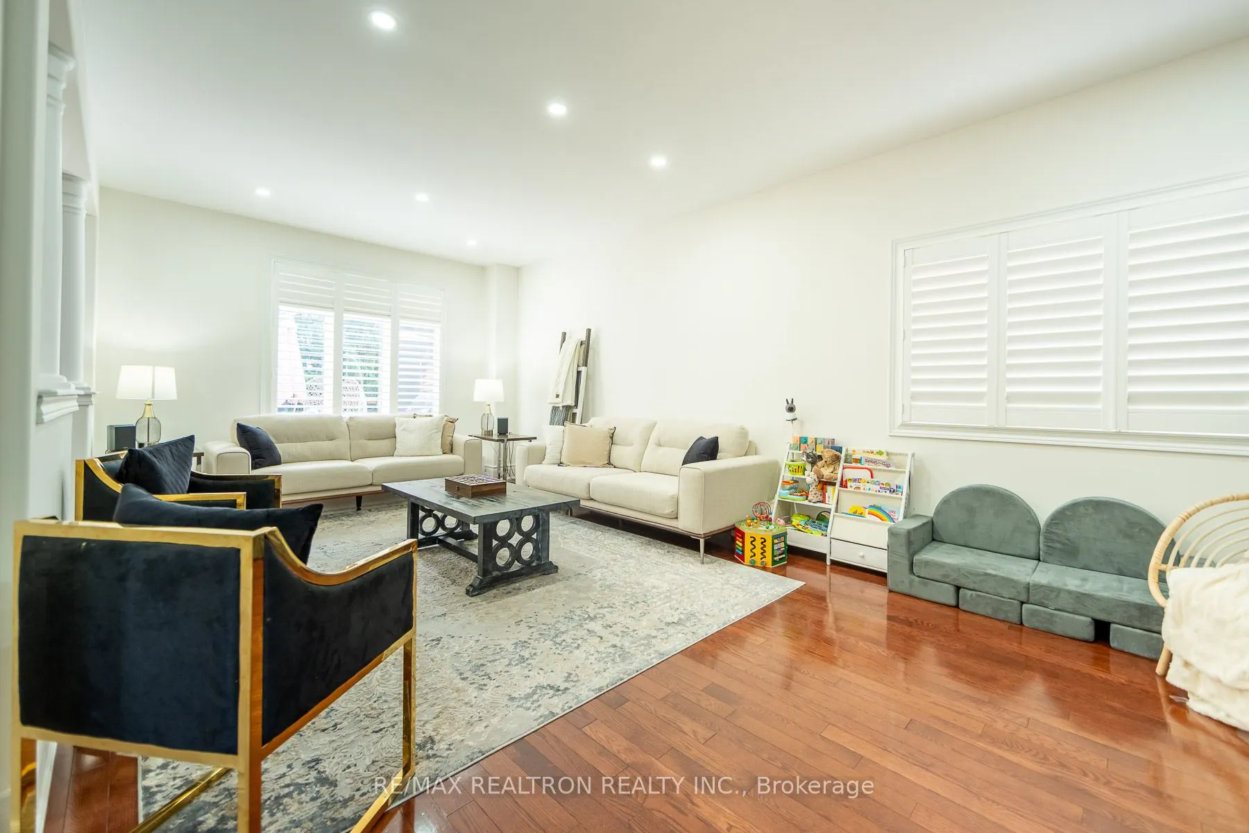 67 Gardiner Drive