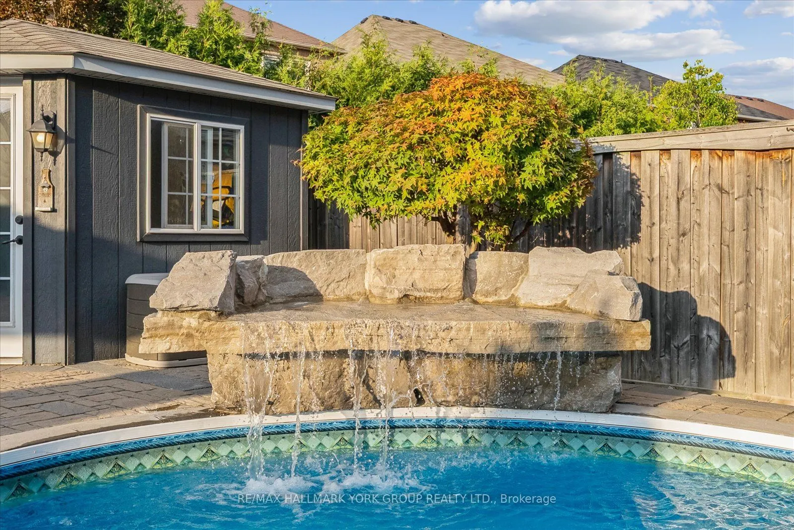 254 Meadowhawk Trail