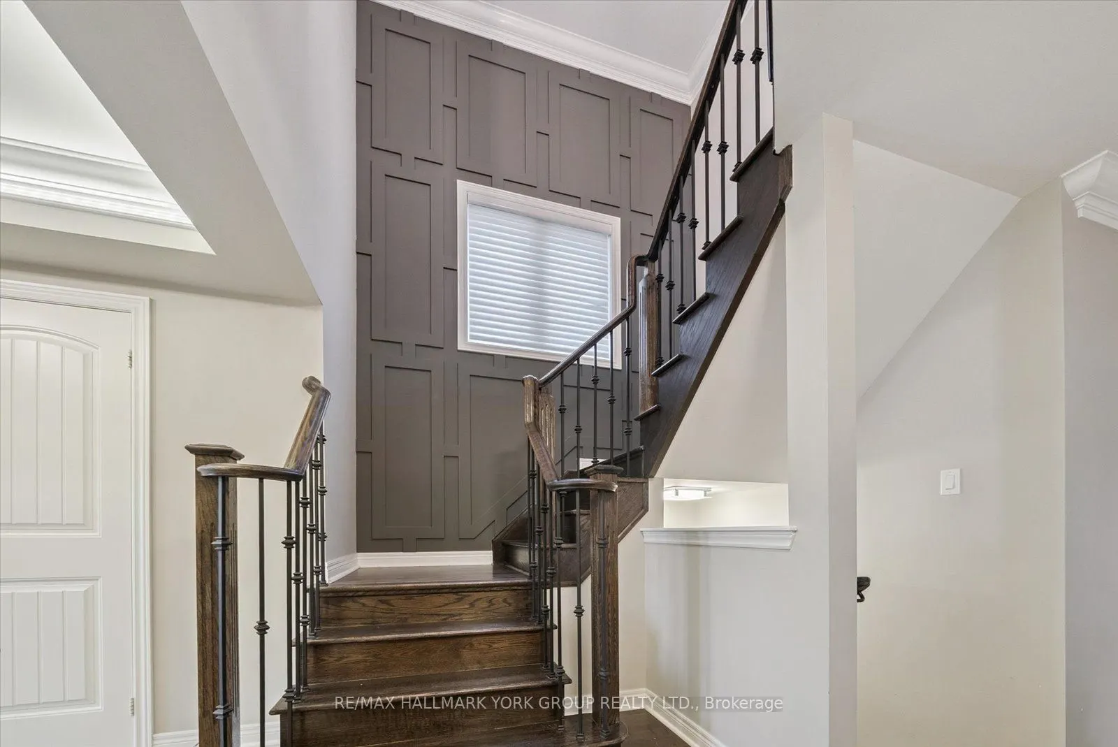 254 Meadowhawk Trail