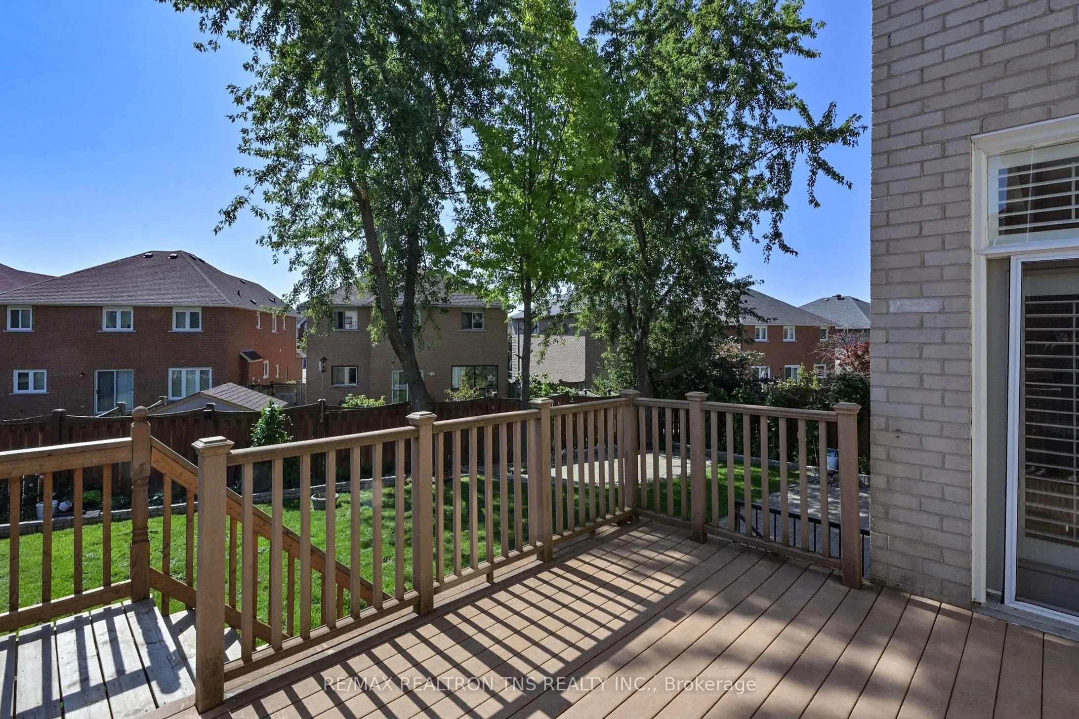 177 Alpine Crescent