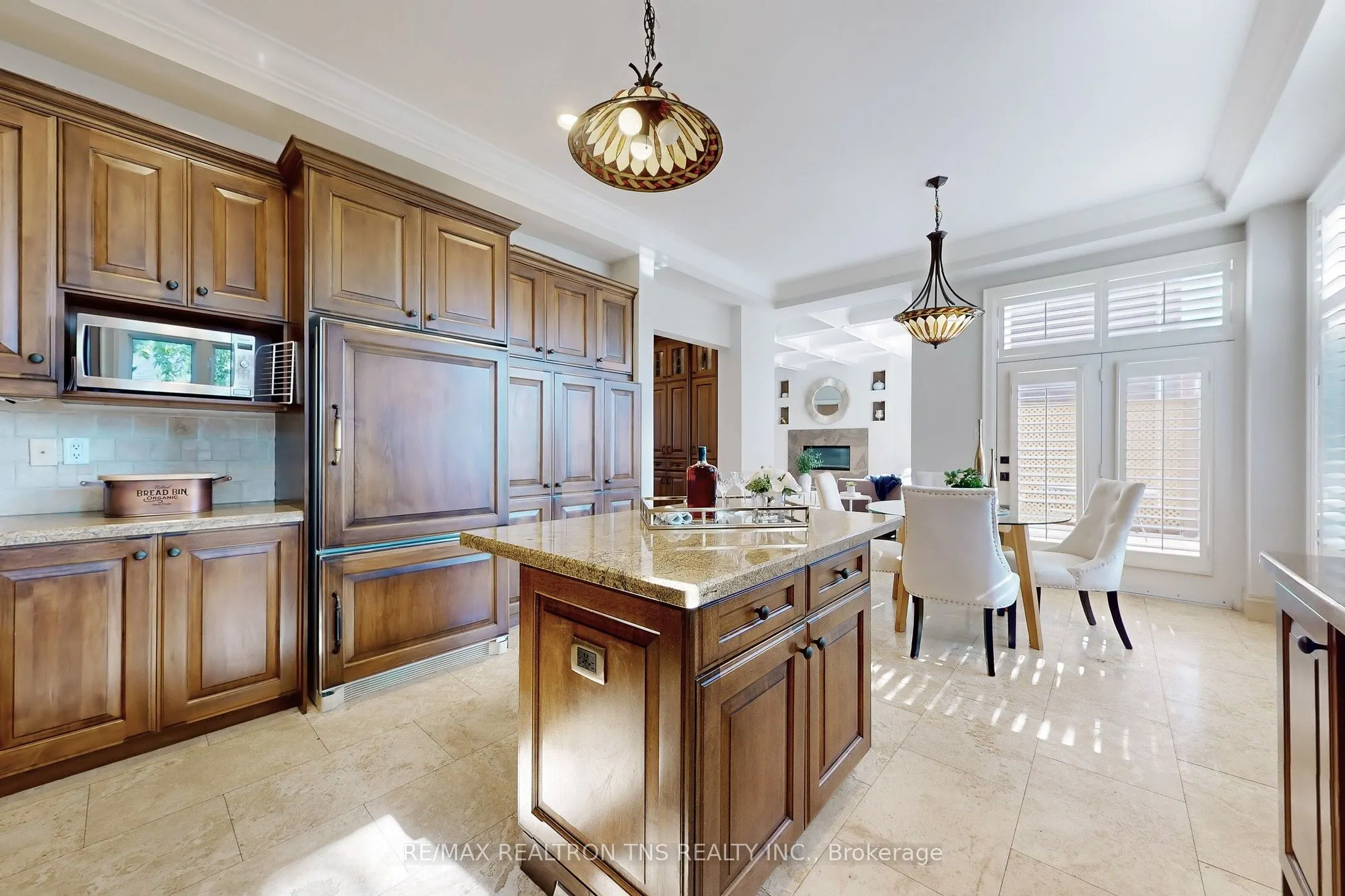 177 Alpine Crescent