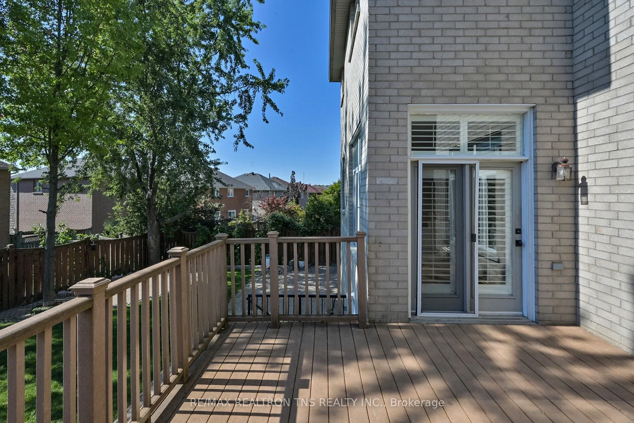 177 Alpine Crescent