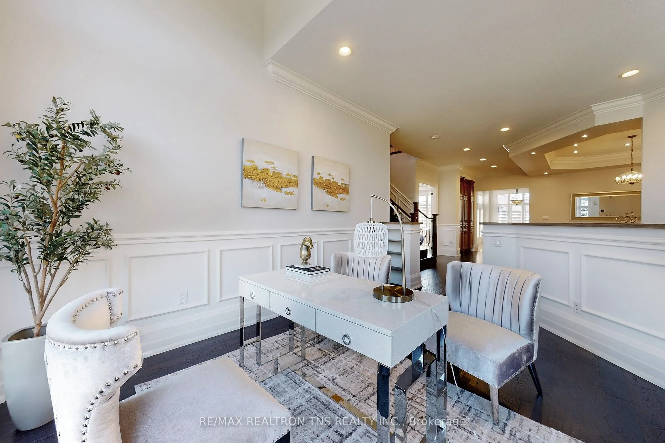 177 Alpine Crescent