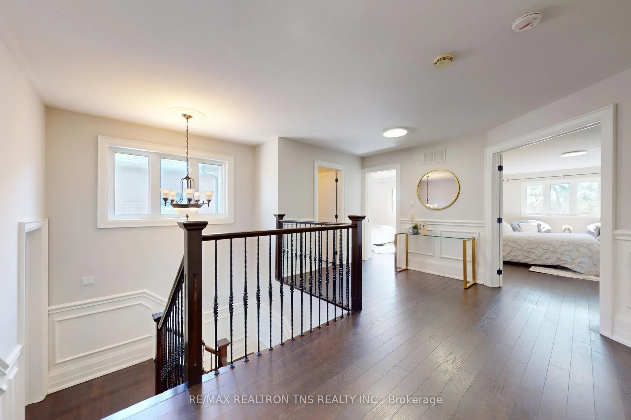 177 Alpine Crescent