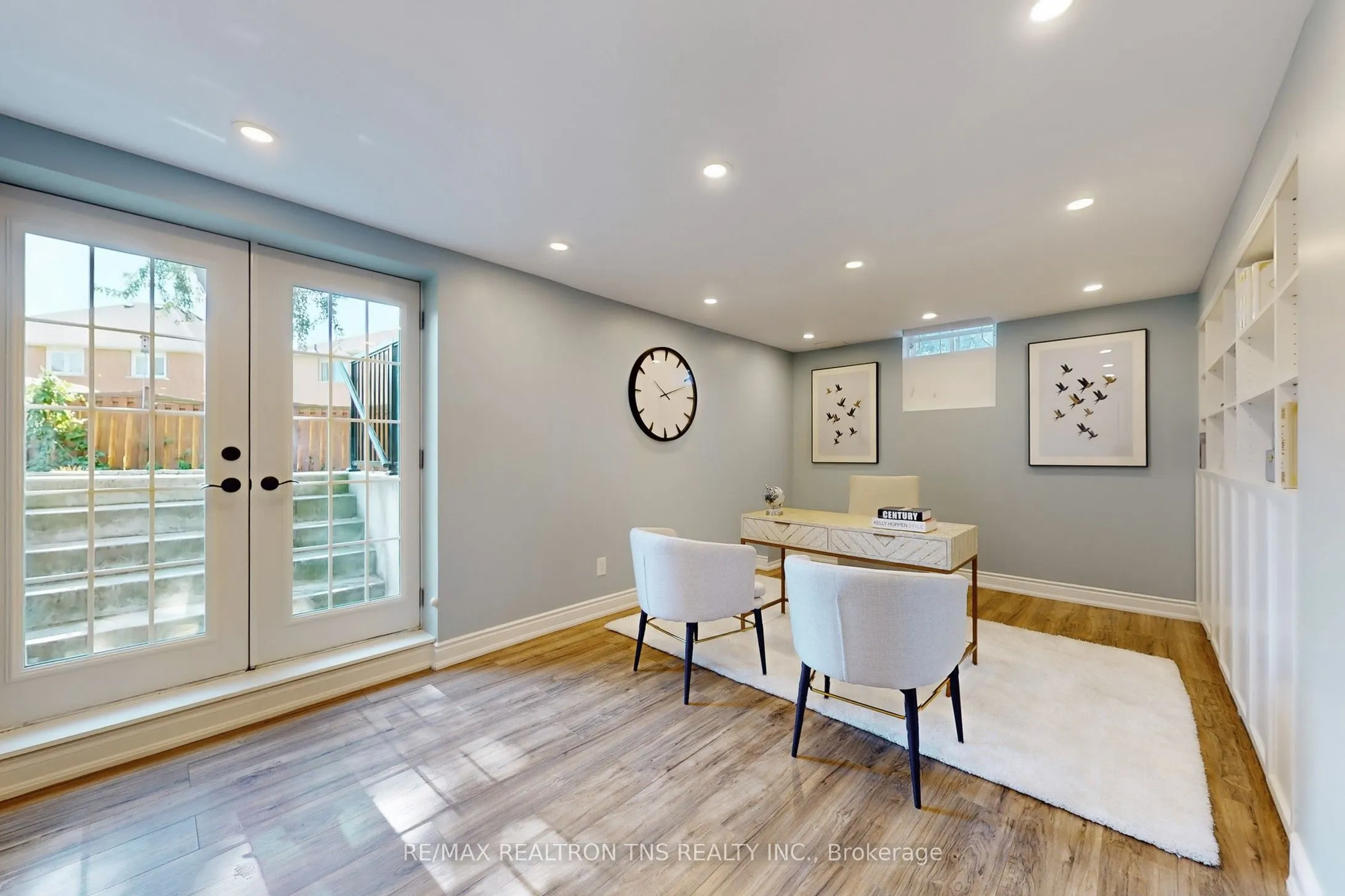 177 Alpine Crescent