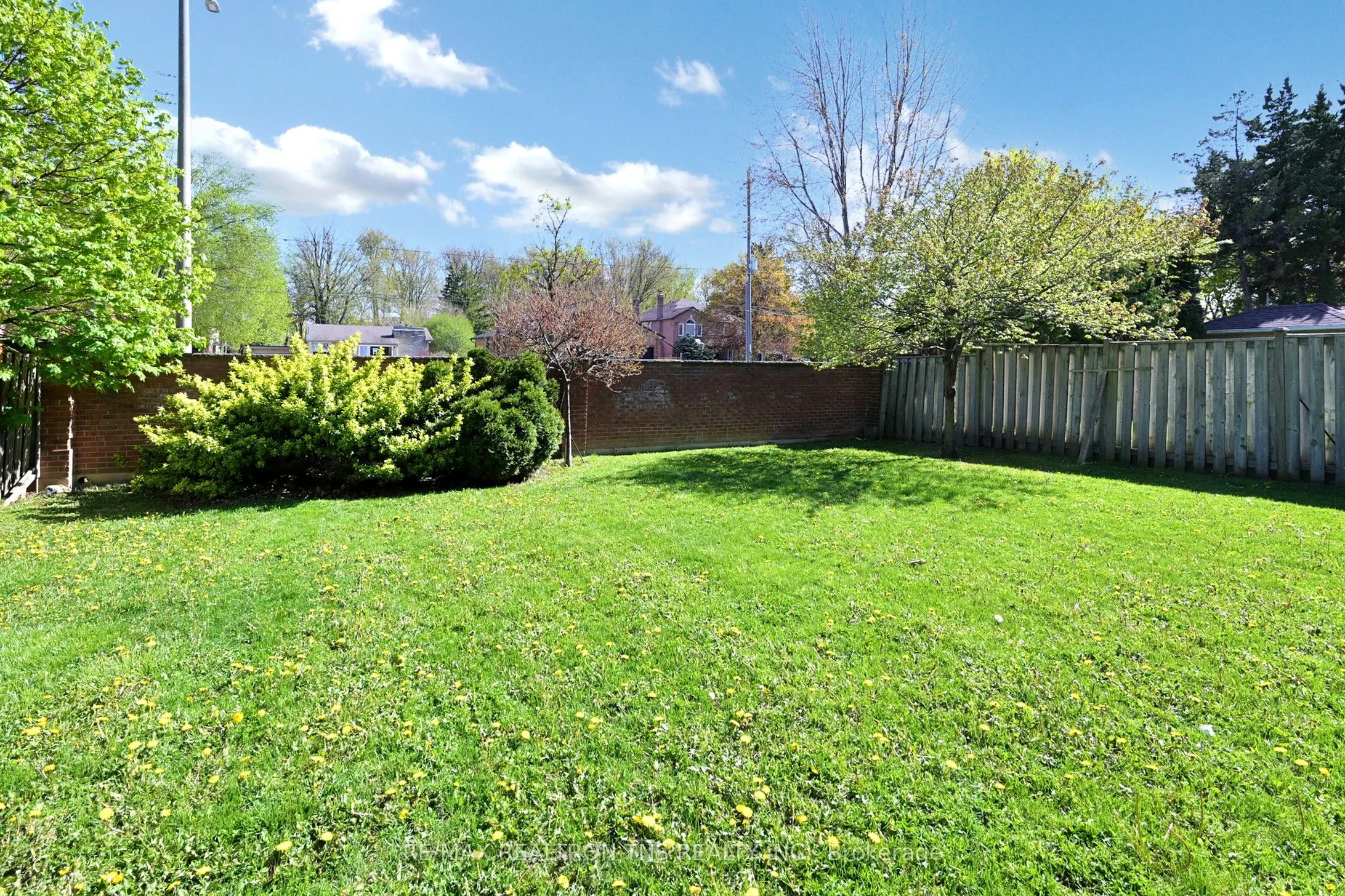 33 Somerset Crescent