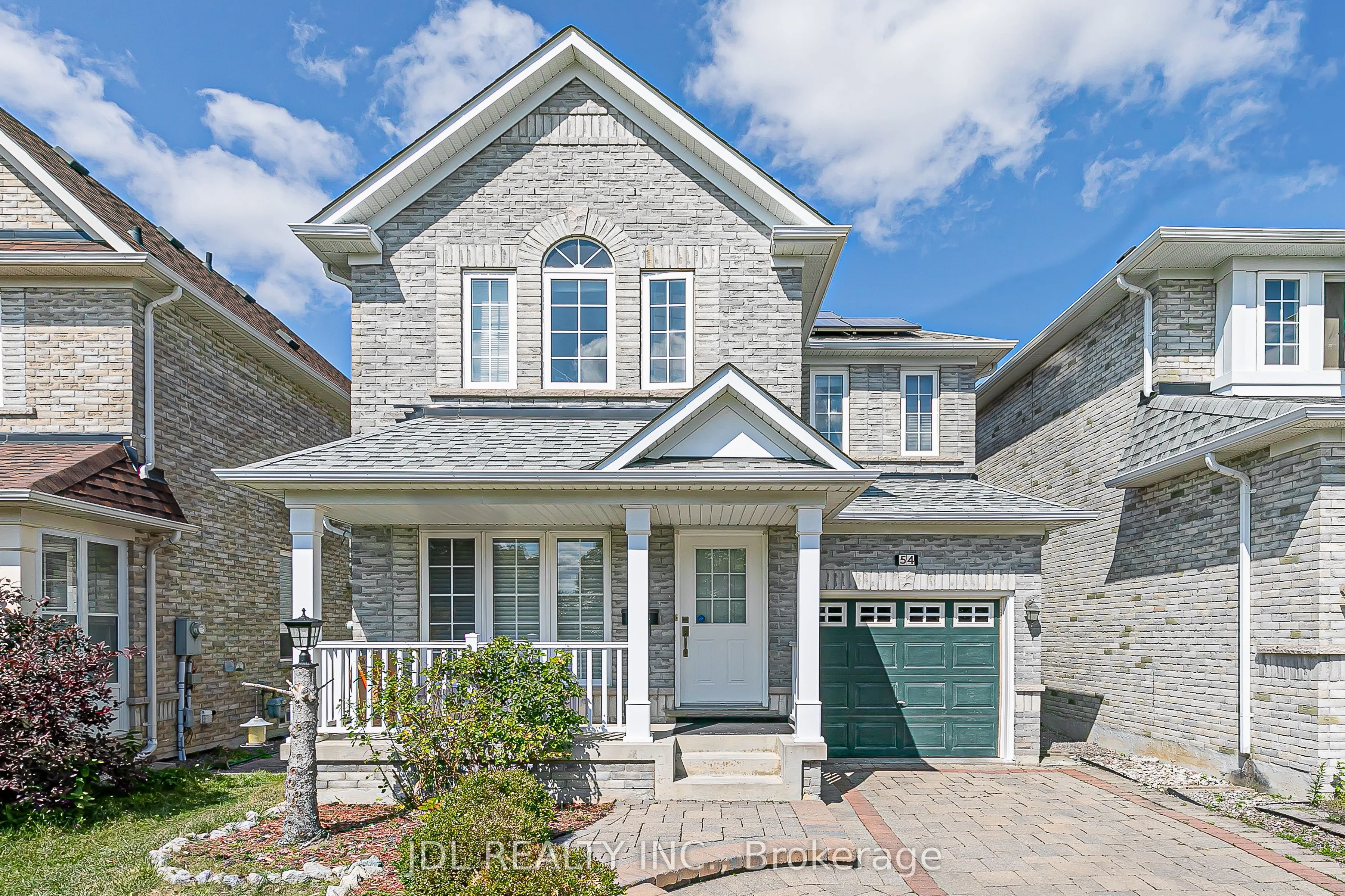 54 Joseph Glover Avenue