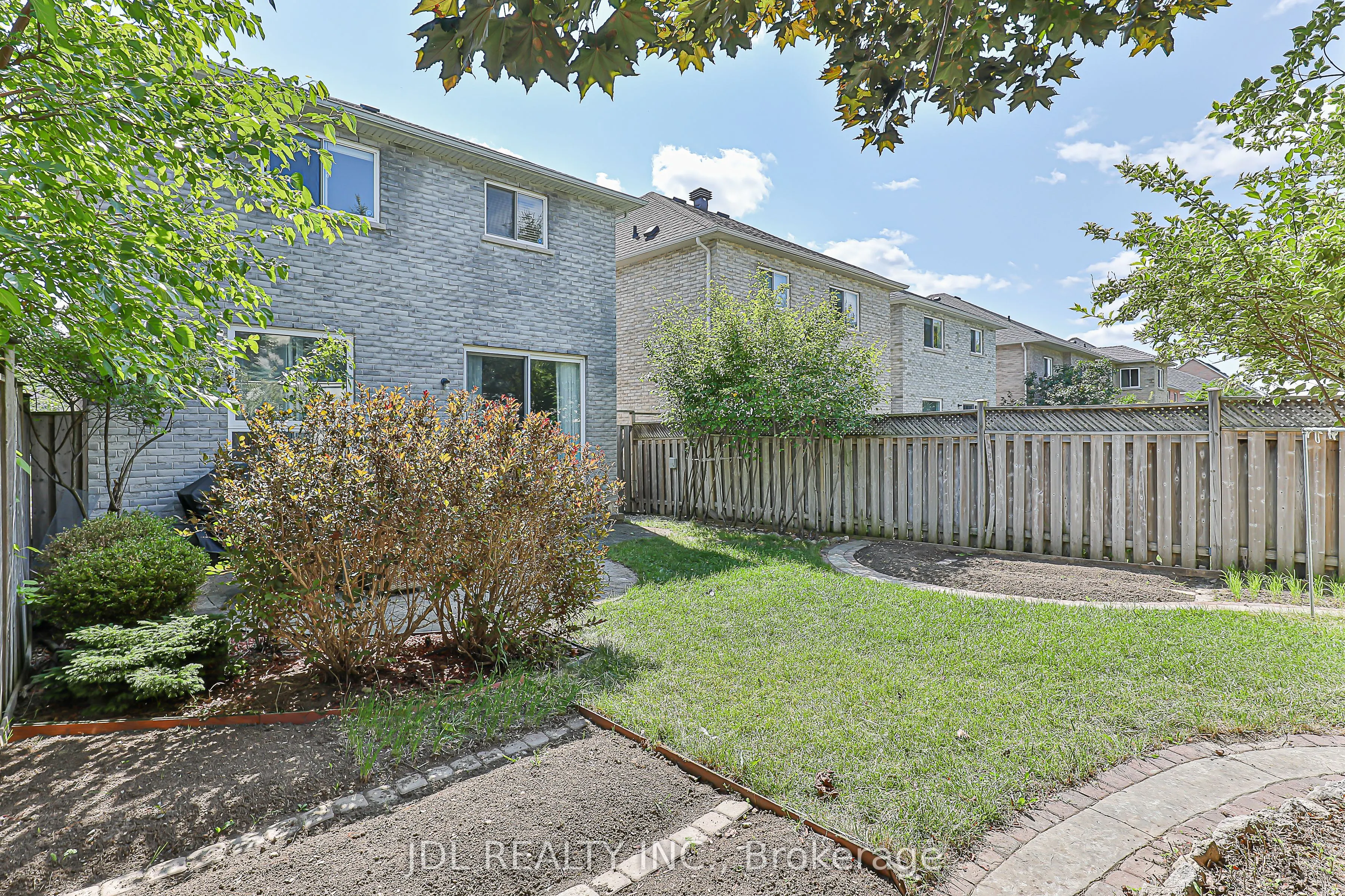 54 Joseph Glover Avenue