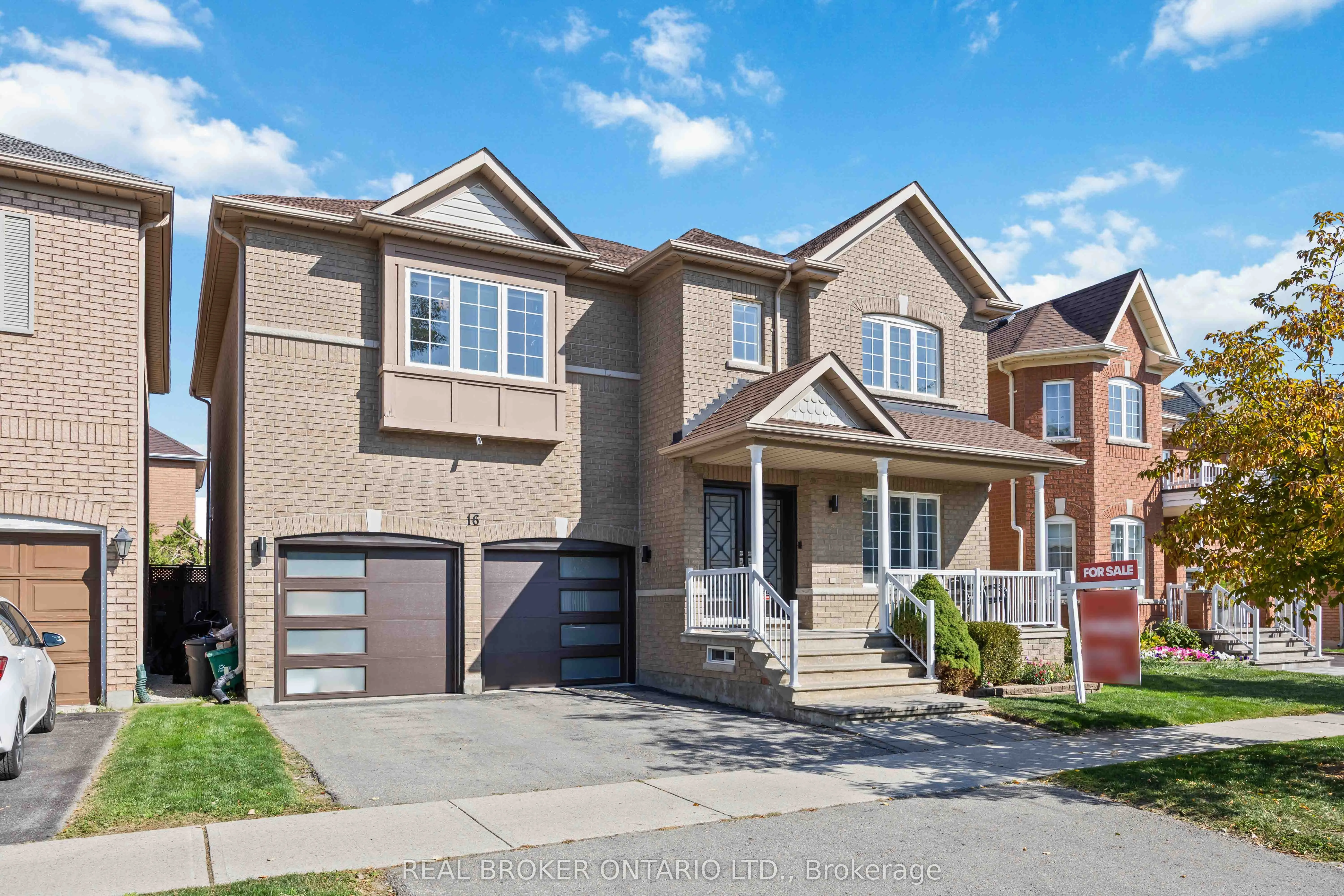 16 Yoho Avenue