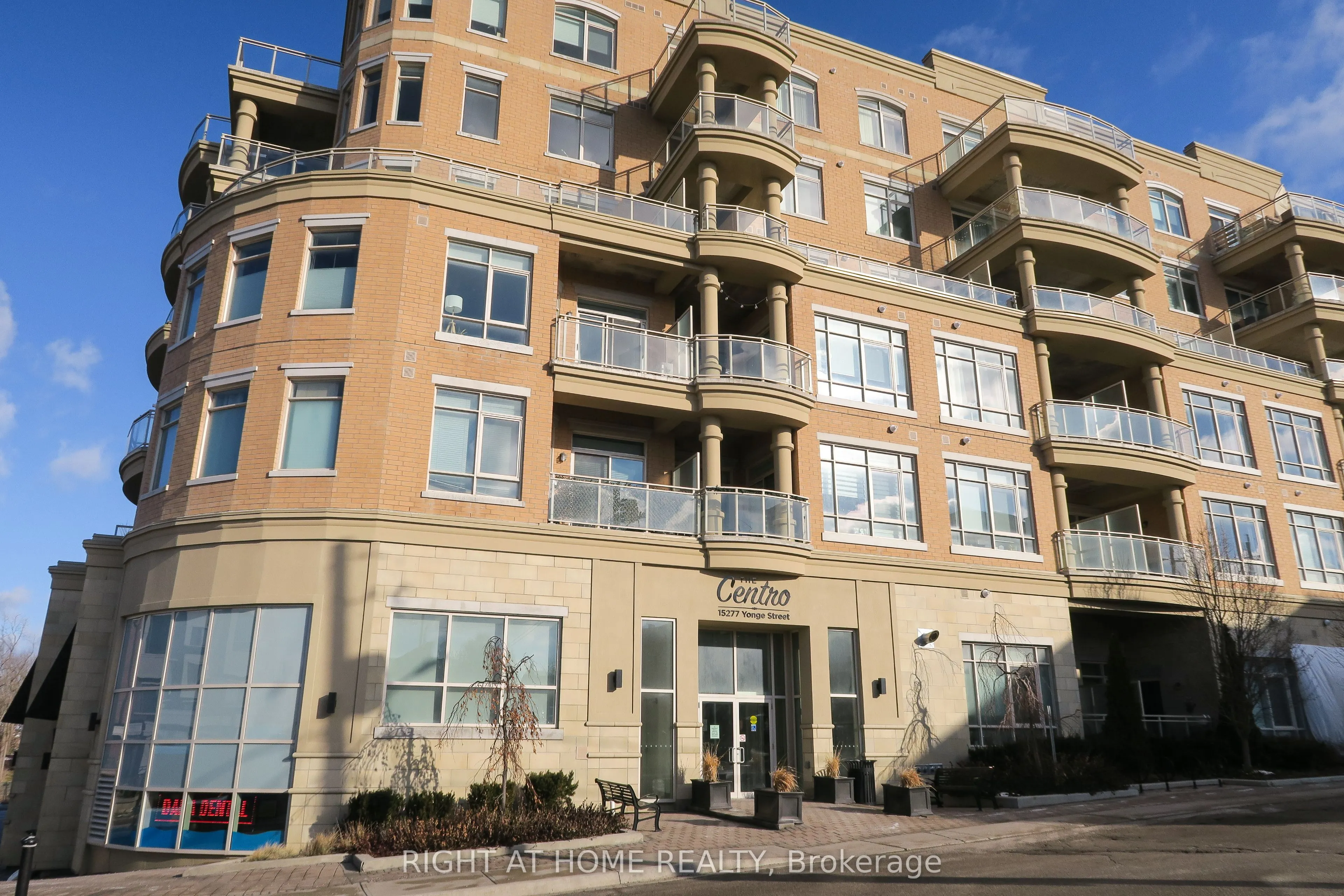 15277 Yonge Street, #704A