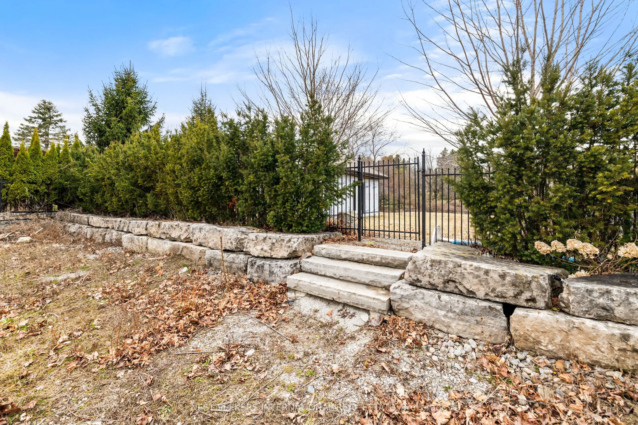 96 Robinson Road