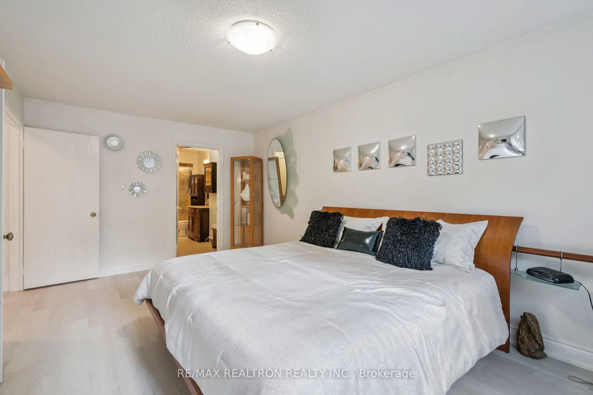 117 Glen Crescent