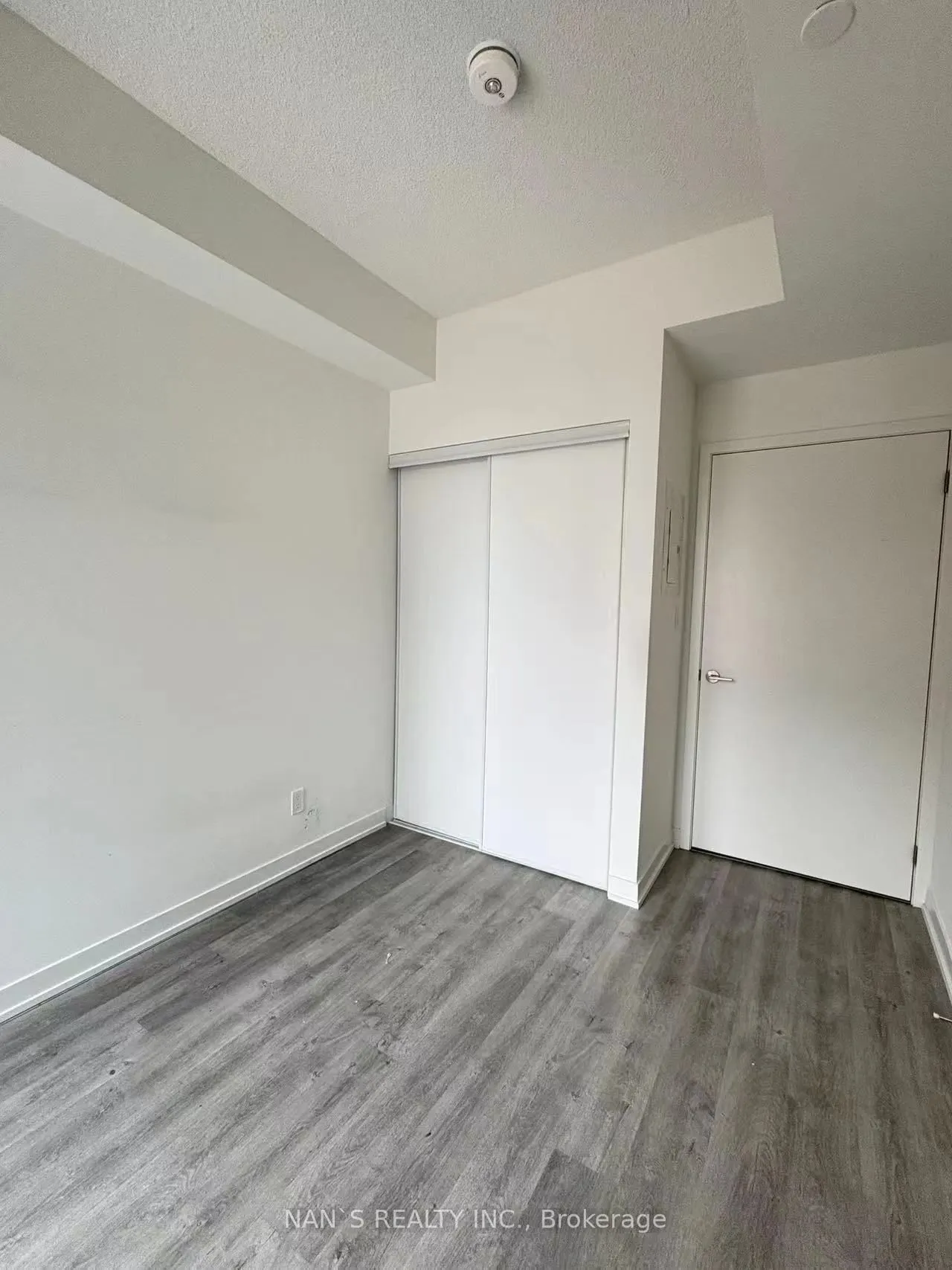 38 Simcoe Promenade Circle, #C418